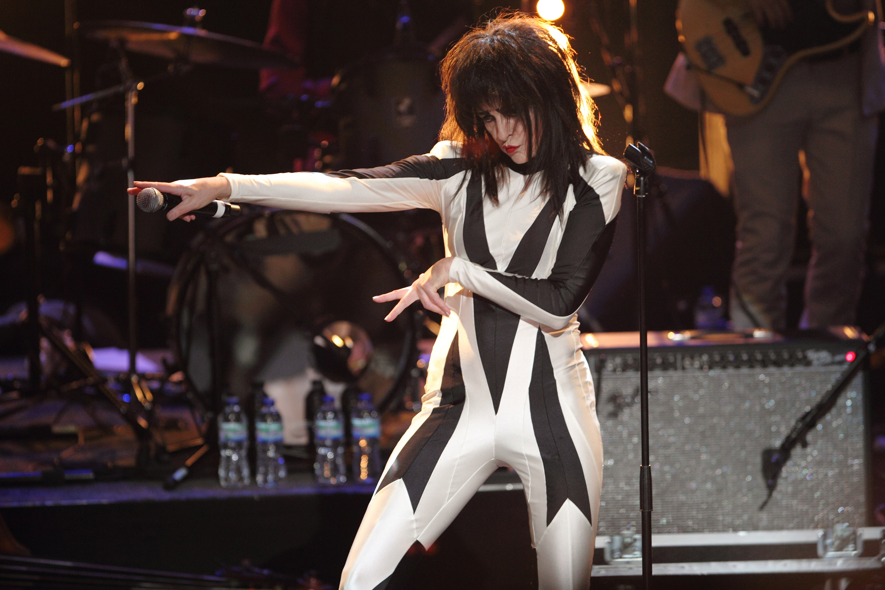 Siouxsie, Iggy Pop to headline 2023 Cruel World festival - Vimarsana News