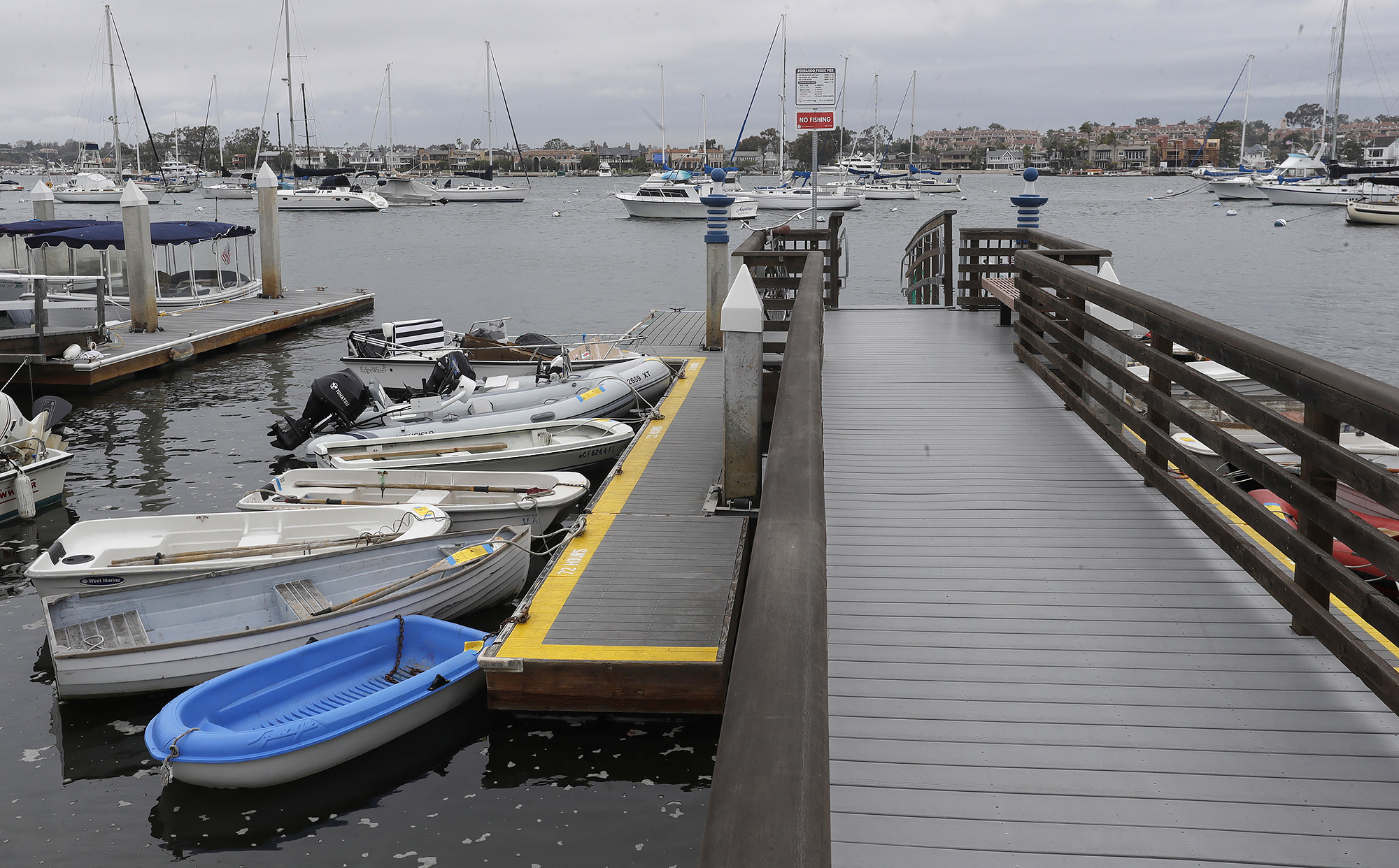 Floating docks at Newport Beach public piers to be replaced, pending Harbor Commission approvals - Vimarsana News