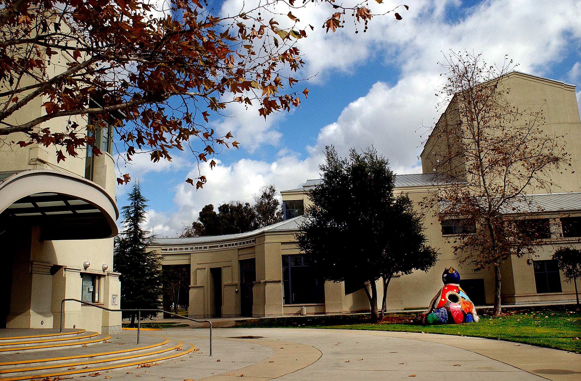 Escondido council wants more accountability from arts center foundation - Vimarsana News