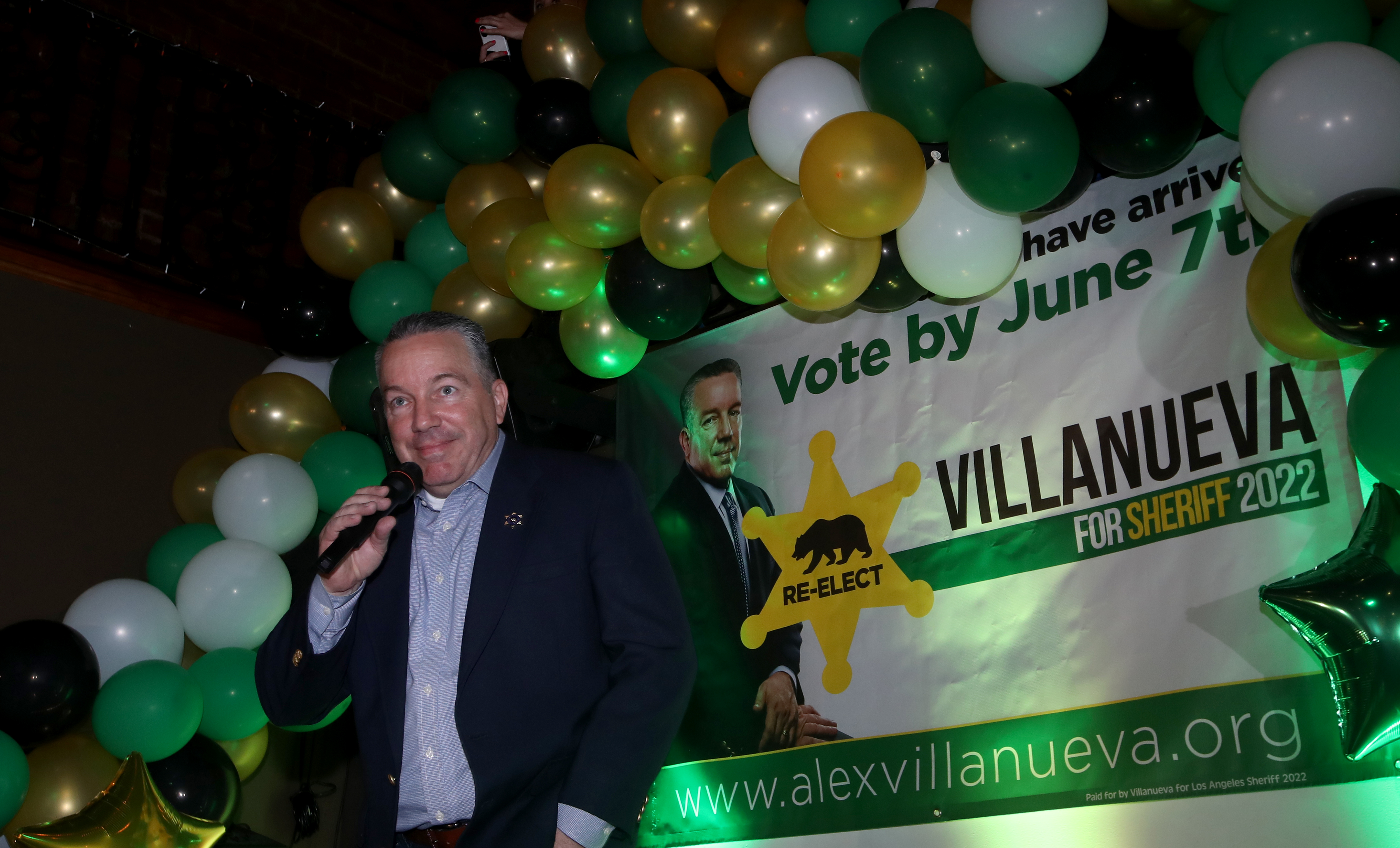 Sheriff Villanueva flouted convention. Now he's vulnerable in runoff - Vimarsana News