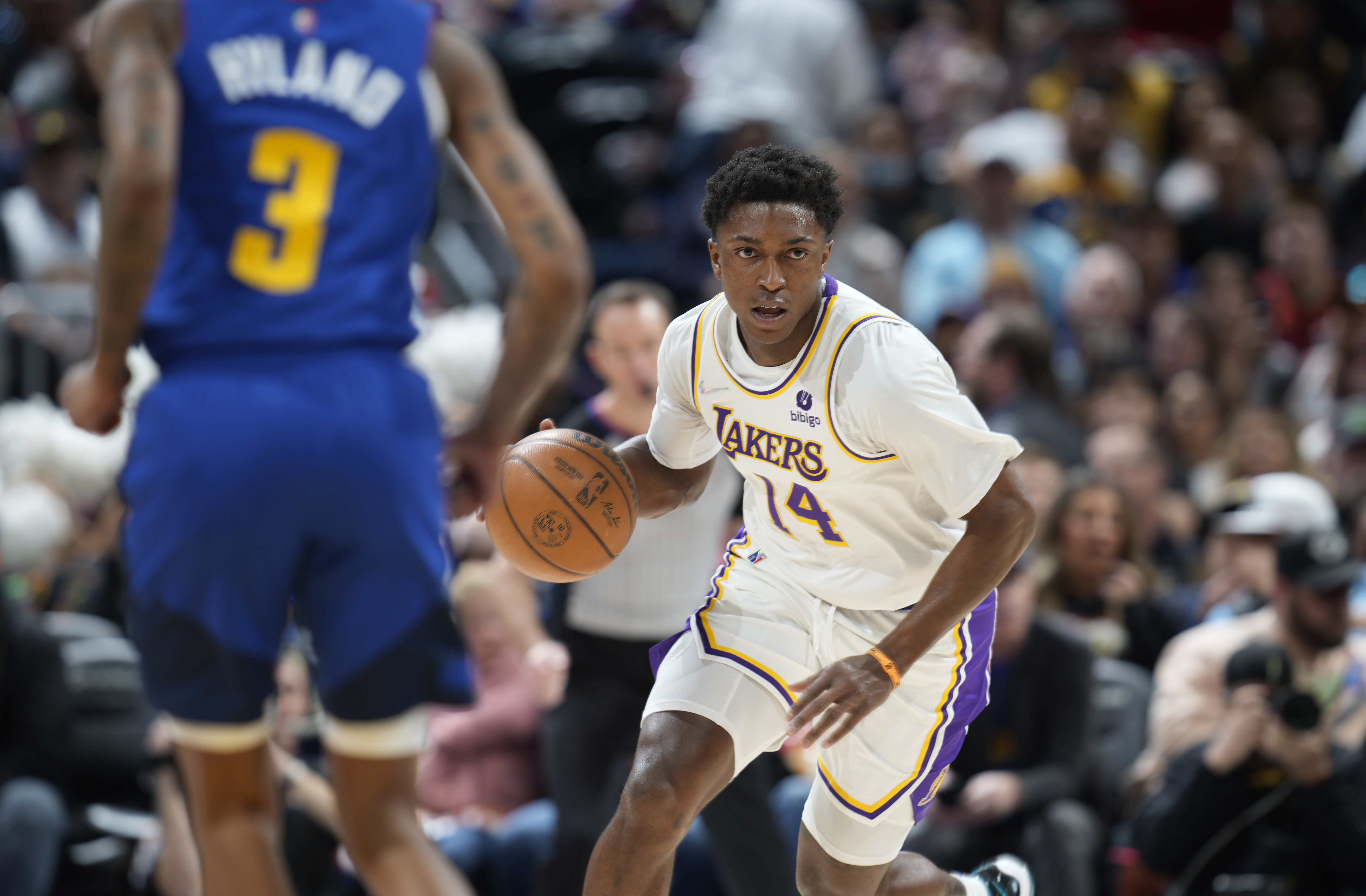 lakers pick up team options on wenyen gabriel and stanley johnson