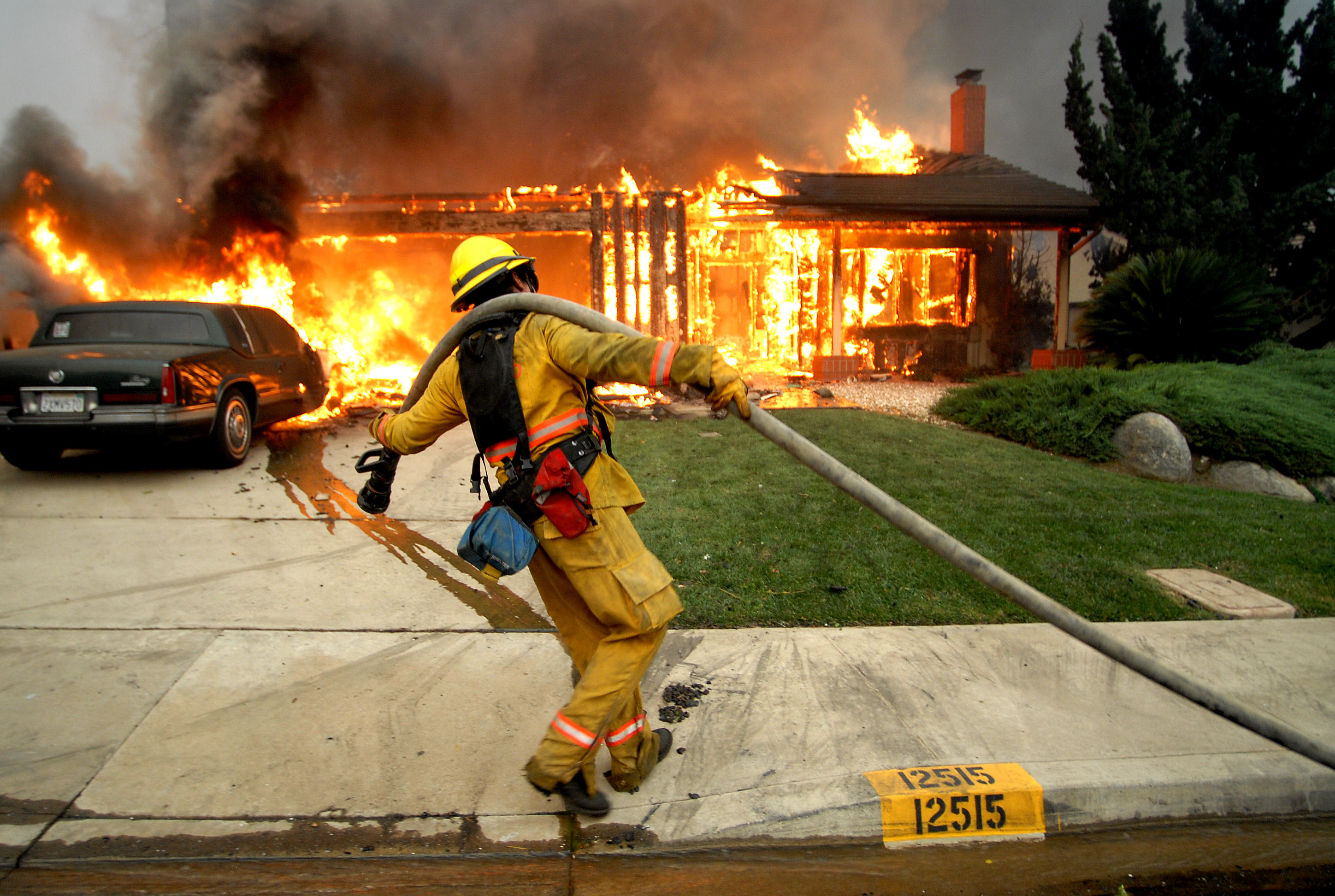 San Diegans must prep for blazes like those in 2003, 2007 - The San Diego Union-Tribune - Vimarsana News