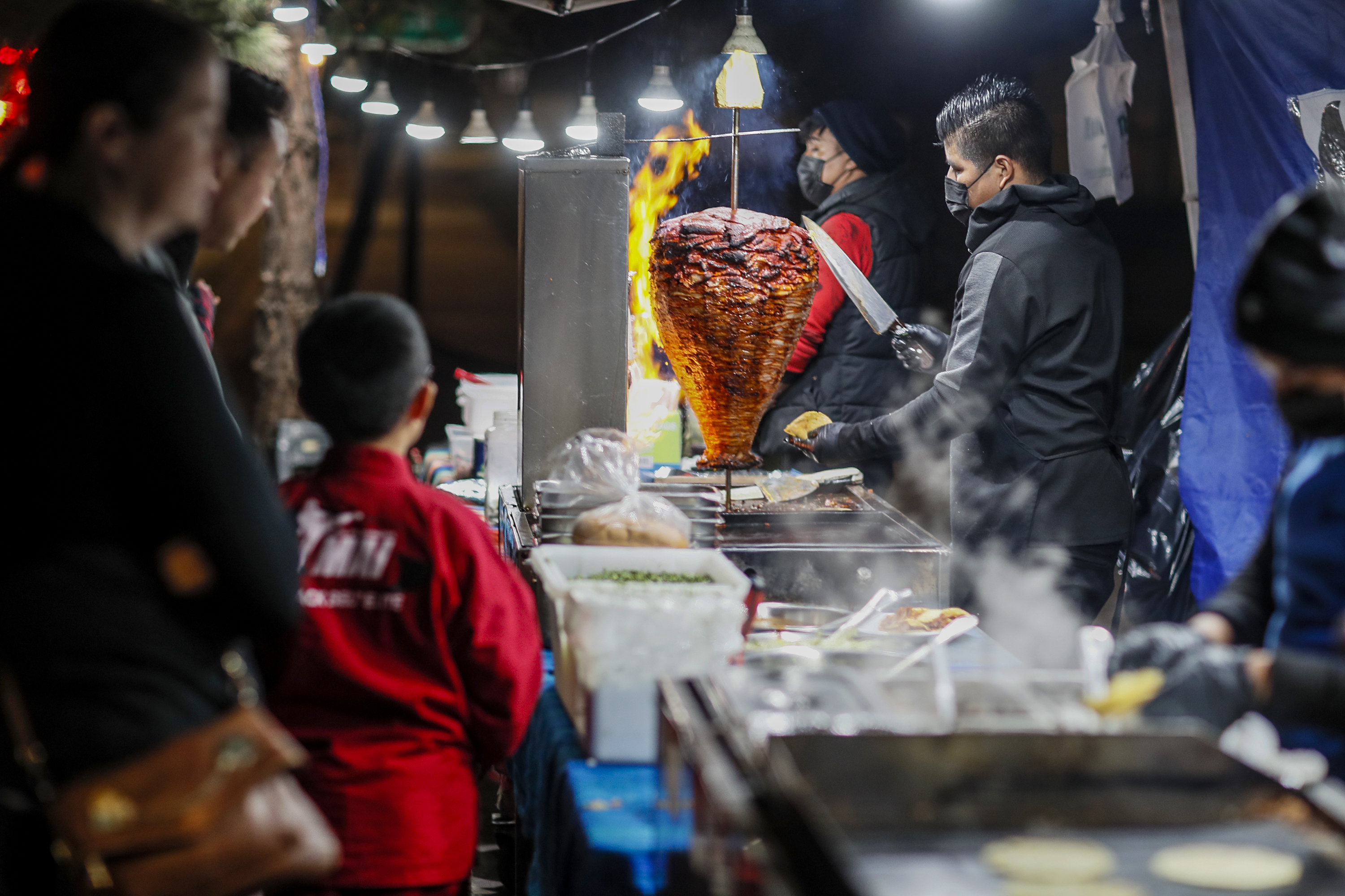 In Anaheim, taco vendors and officials play a game of a cat-and-mouse - Vimarsana News