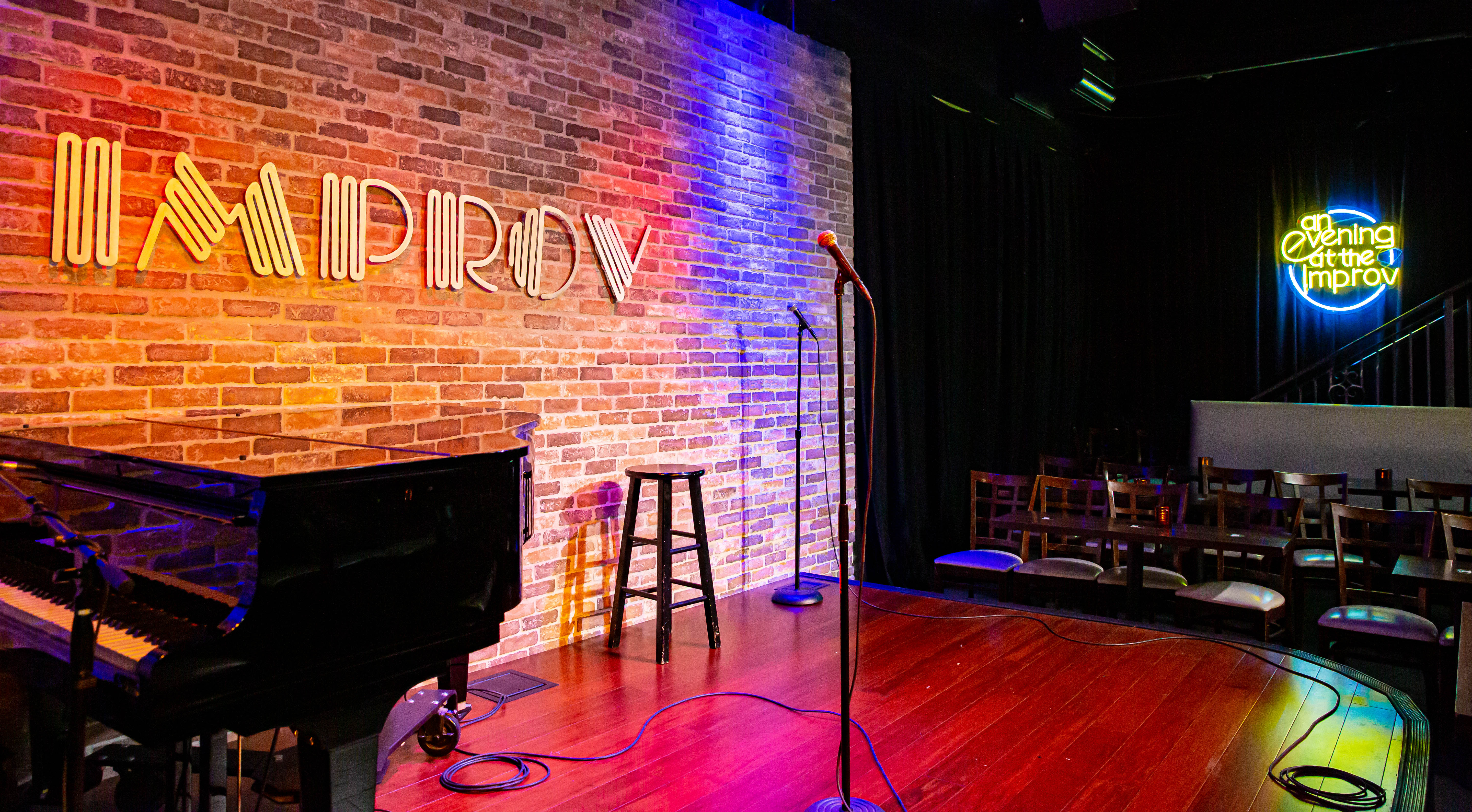 Team Chris or Team Will: Who do stand-up comics really support? - Vimarsana News