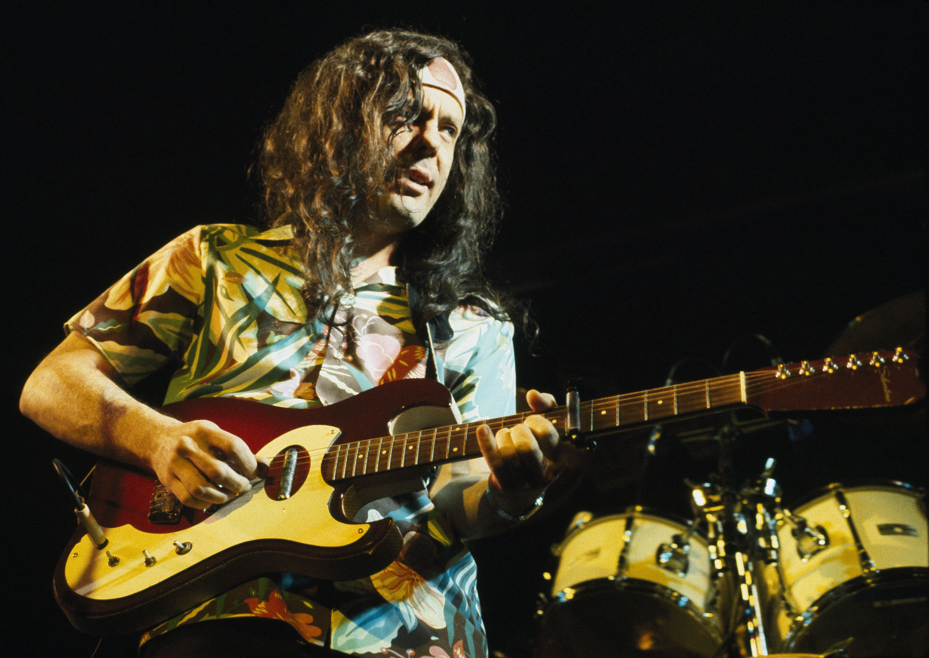 Appreciation: David Lindley, dead at 78, an arresting music who was nearly arrested on stage in San Diego - Vimarsana News