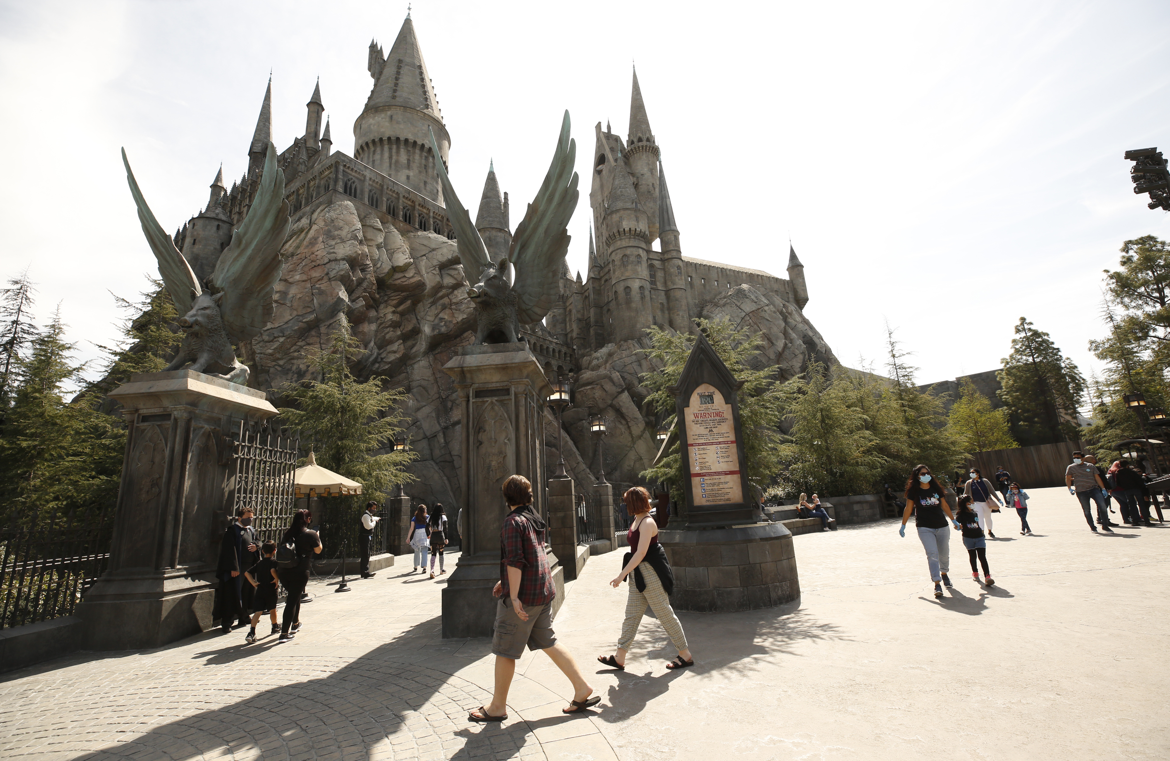 Amid calls for a boycott, 'Hogwarts Legacy' controversy questions what it means to be a 'Harry Potter' fan - Vimarsana News