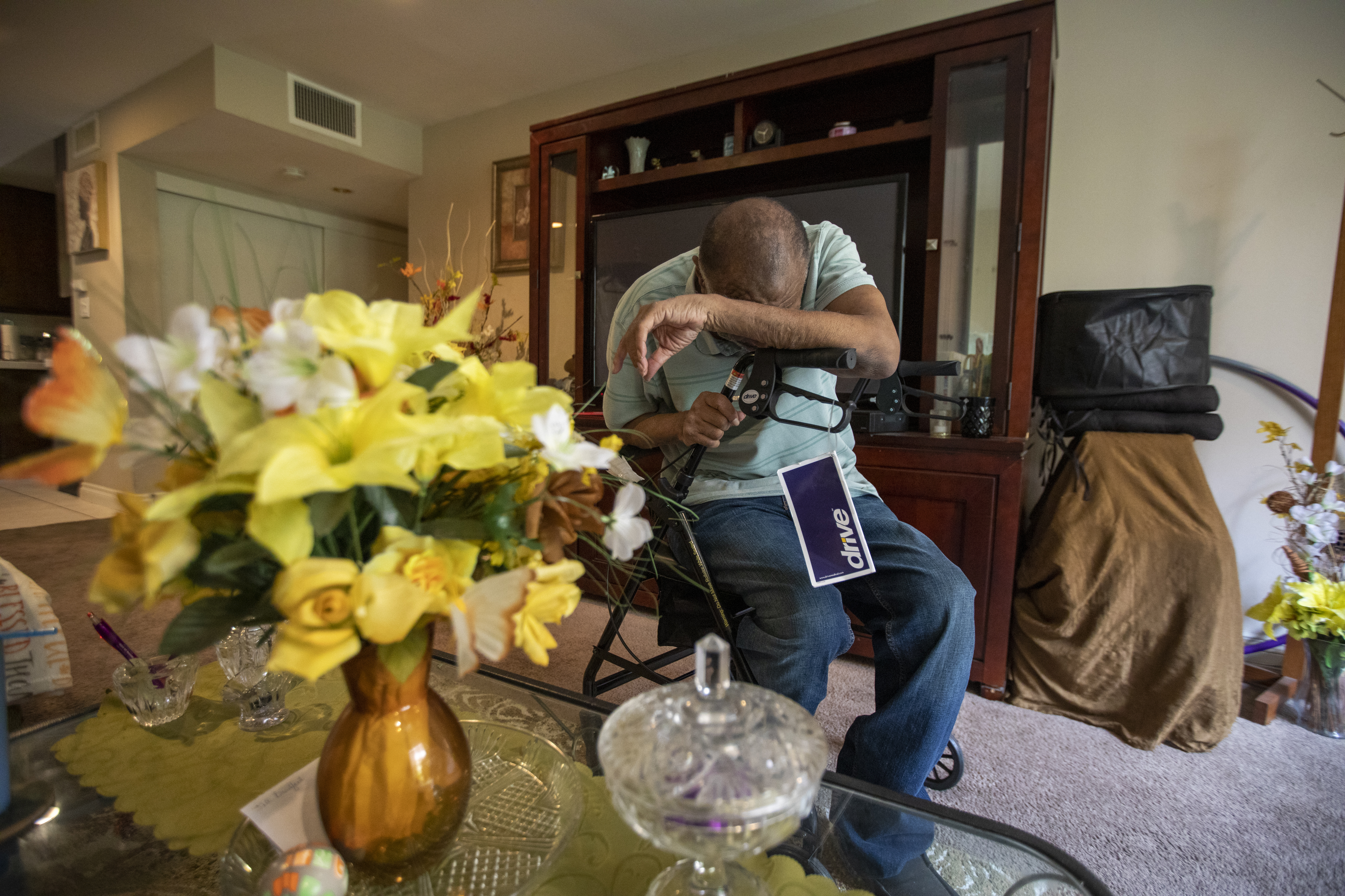 Kidney patients face long odds for transplant waitlists - Vimarsana News