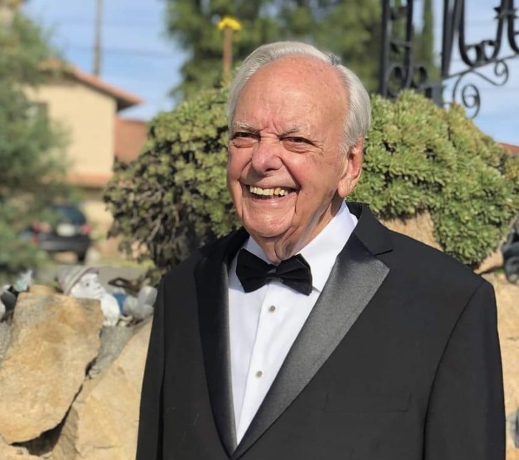 Memorial service for former county Supervisor Paul Eckert Thursday - Vimarsana News
