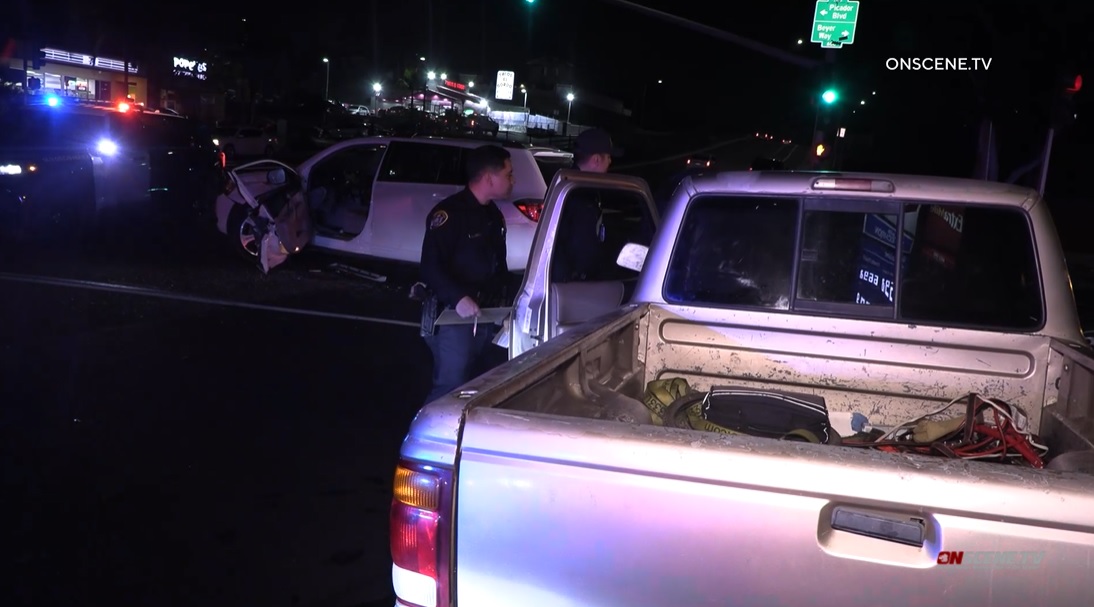 Driver of stolen pickup crashes twice near Otay Mesa West after fleeing sheriff's deputies - Vimarsana News