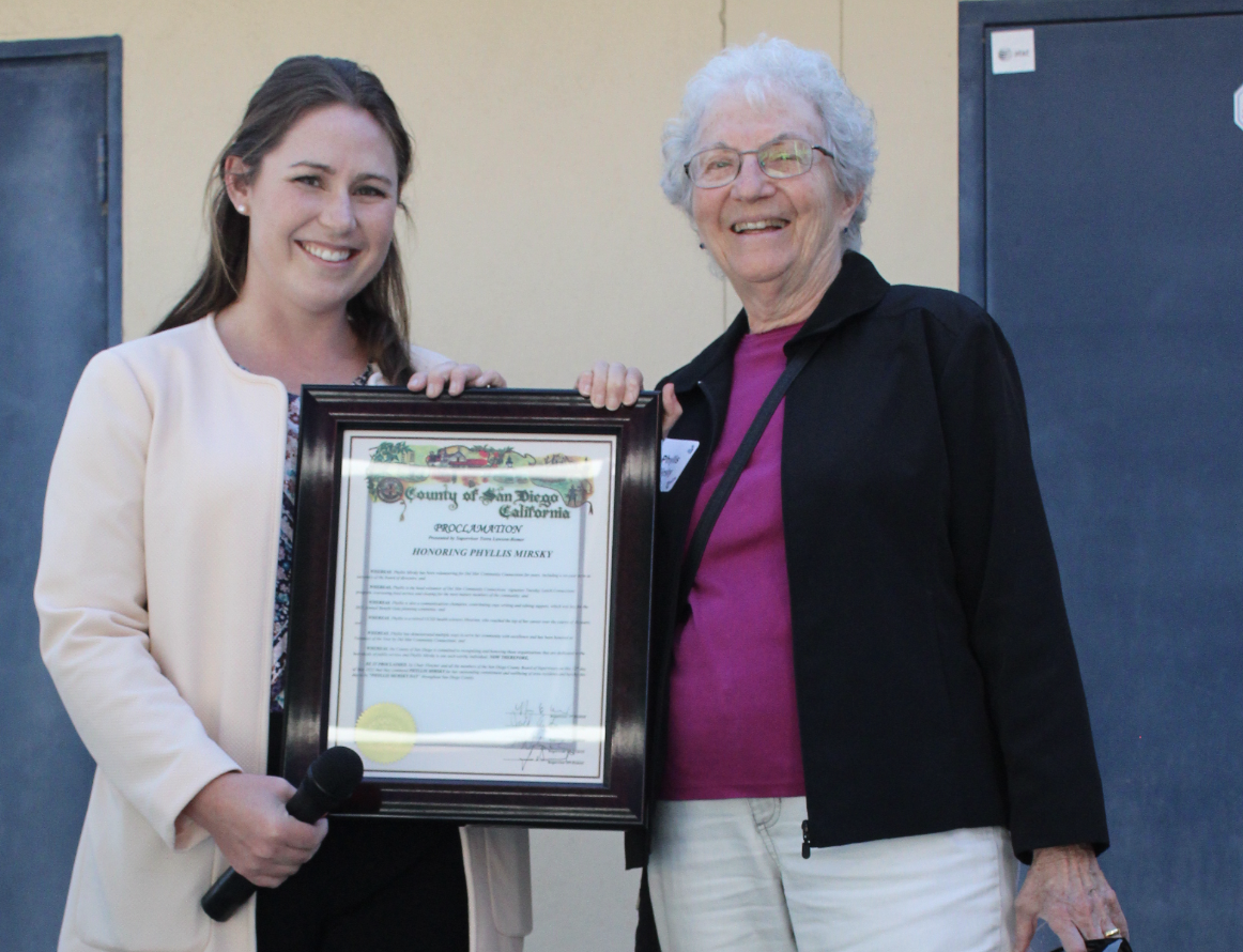 Phyllis Mirsky named Del Mar Community Connections 'Volunteer of the Year' - Vimarsana News