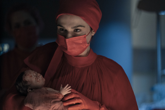 'Dead Ringers' takes an unflinching look at childbirth and loss - Vimarsana News