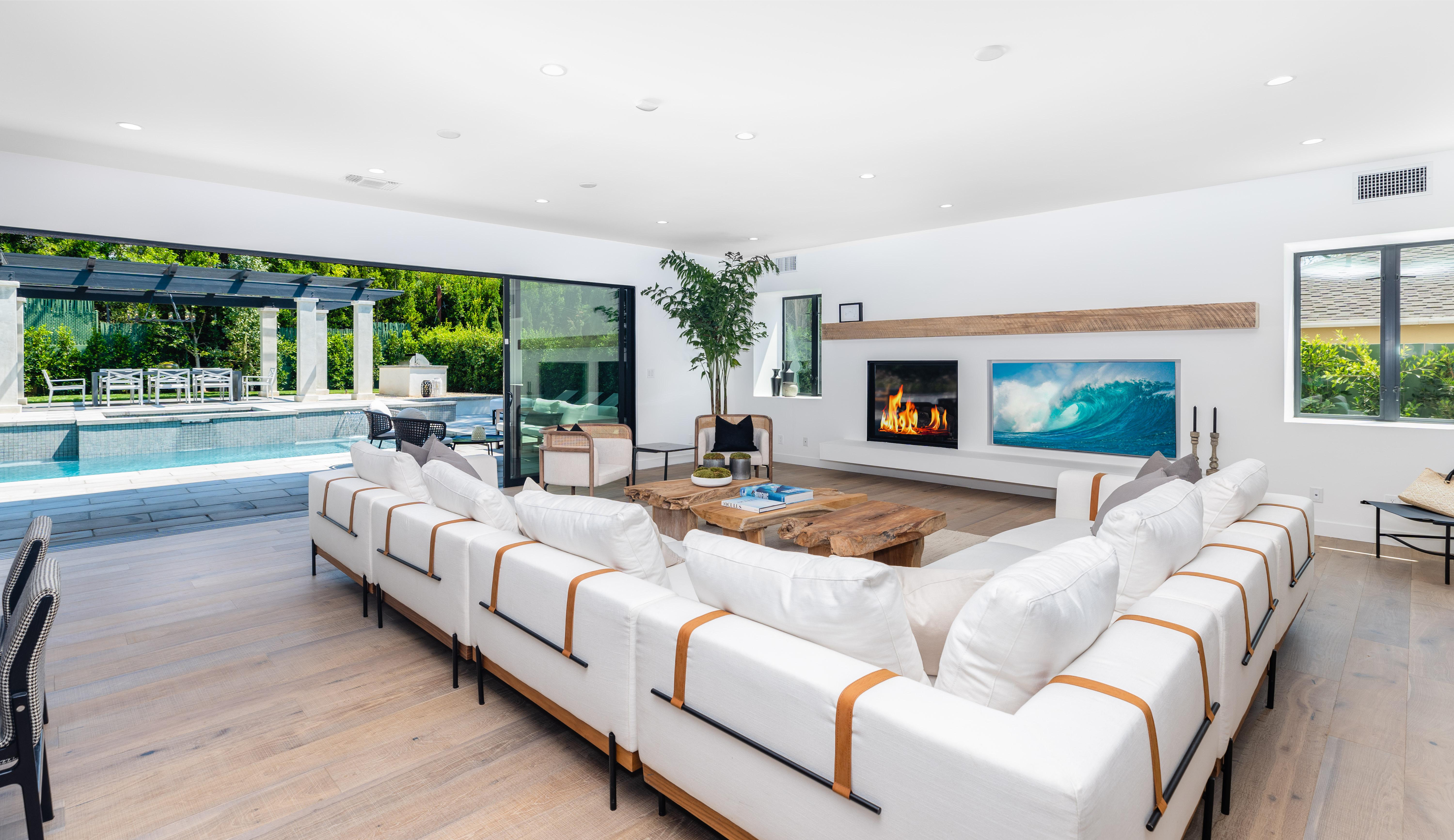 NBA's Austin Croshere scores a brand-new build in Santa Monica - Vimarsana News