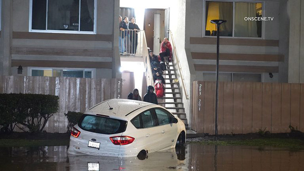 Flood, tornado warning for Ventura County amid Southern California storm - Vimarsana News