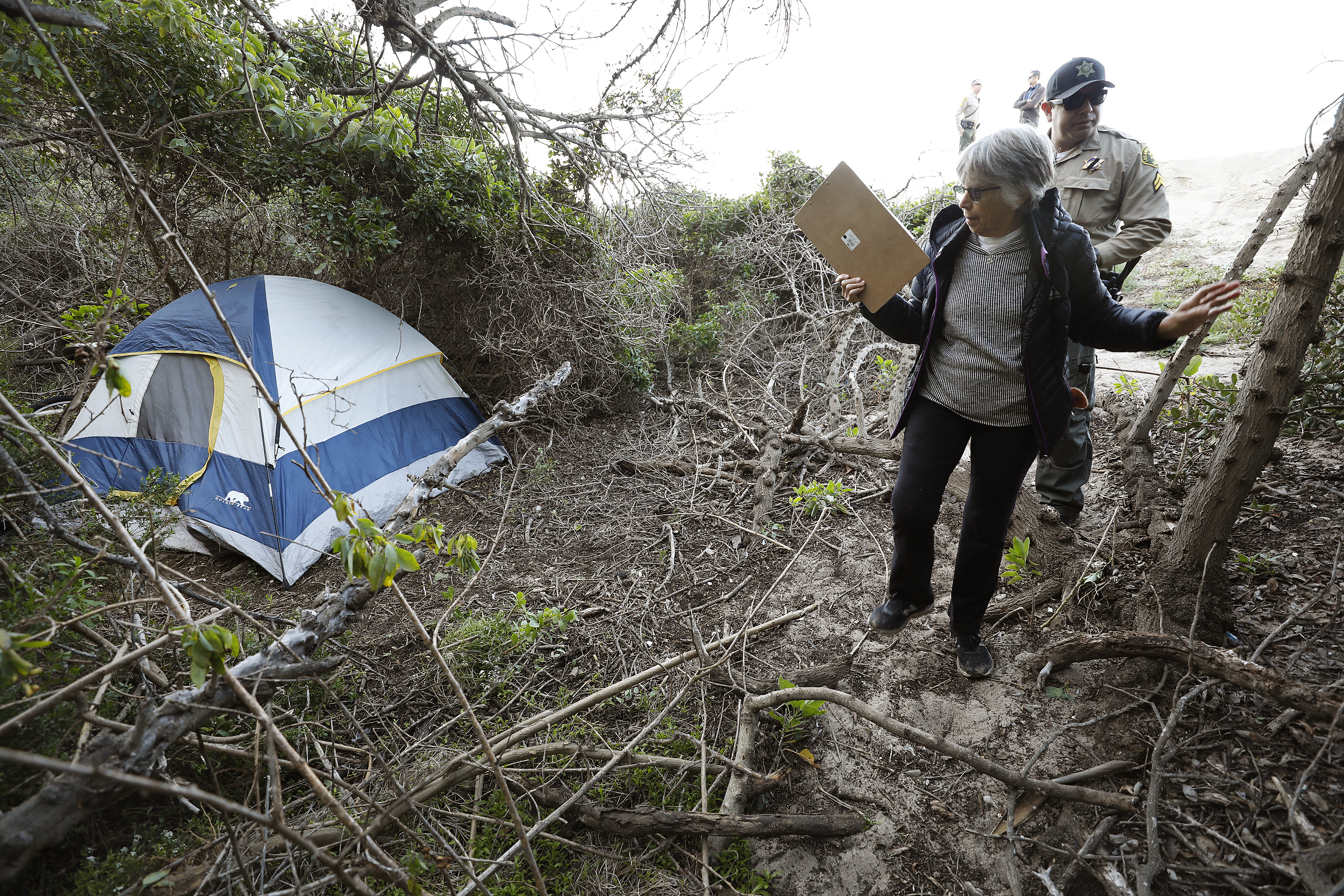 A new database gives a sharper picture of homelessness across California - Vimarsana News