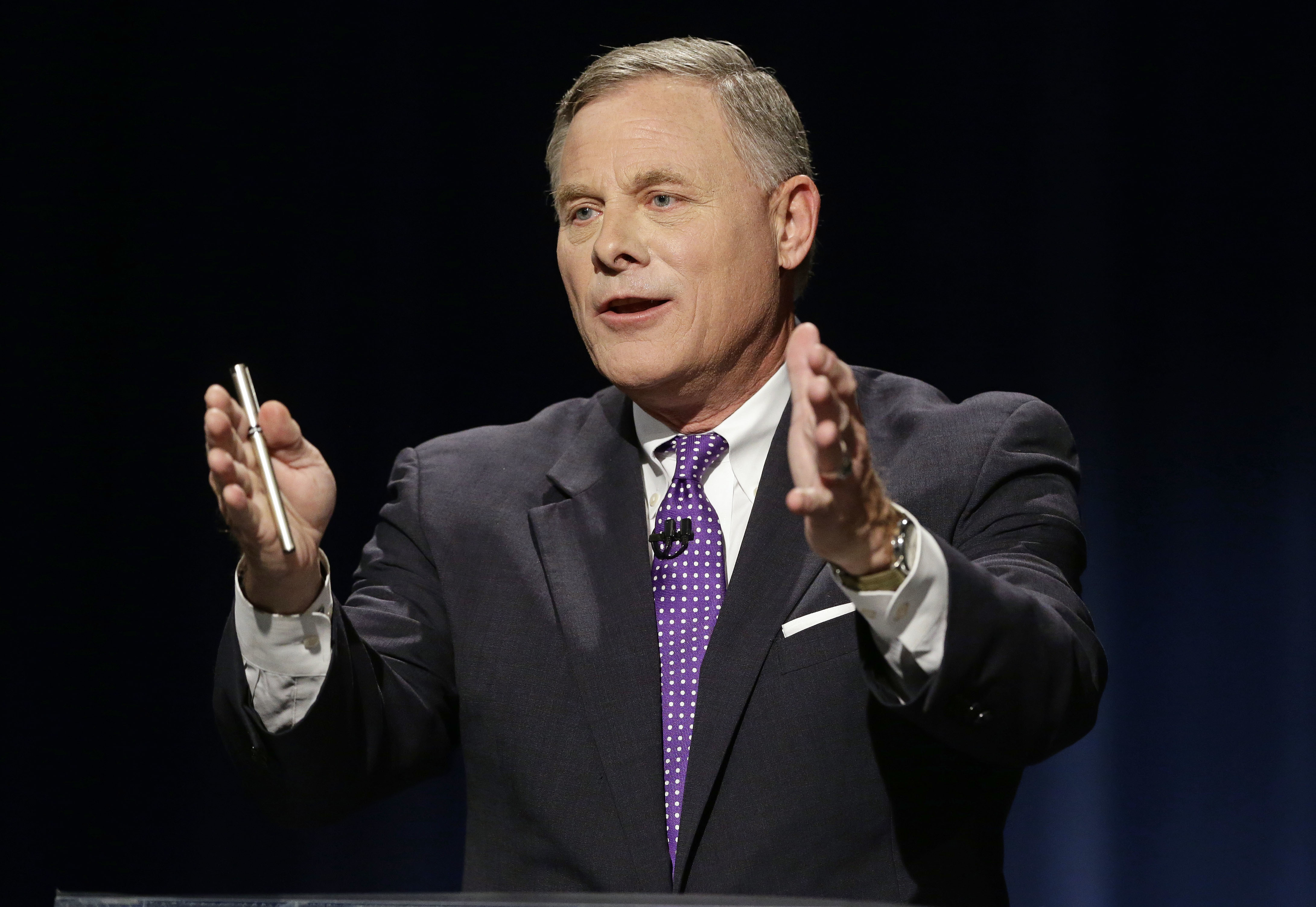 Appeals court skeptical of judge's ruling blocking access to GOP Sen. Richard Burr's warrant - Vimarsana News