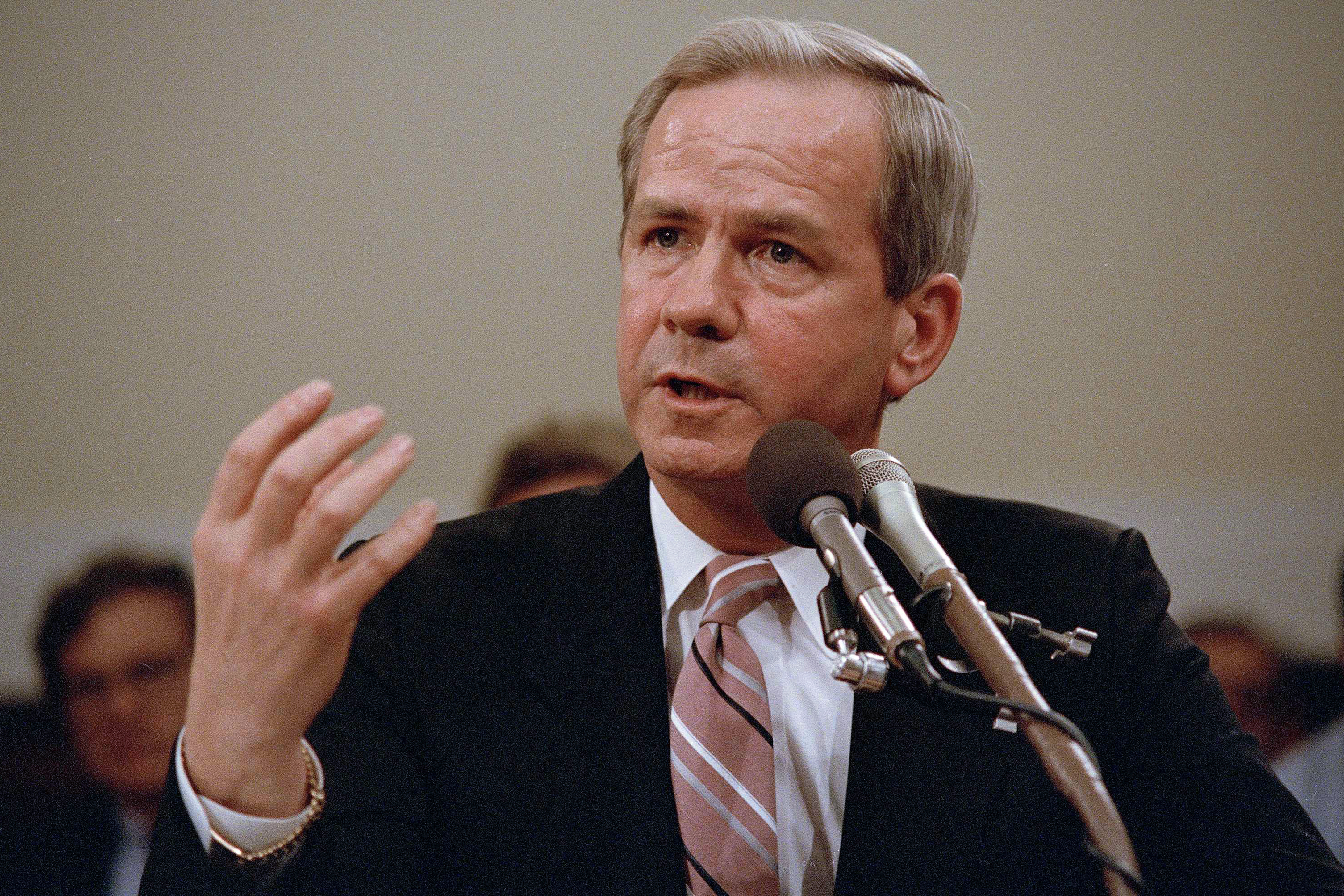 Robert C. McFarlane, Reagan advisor who pleaded guilty in Iran-Contra affair, dies at 84 - Vimarsana News