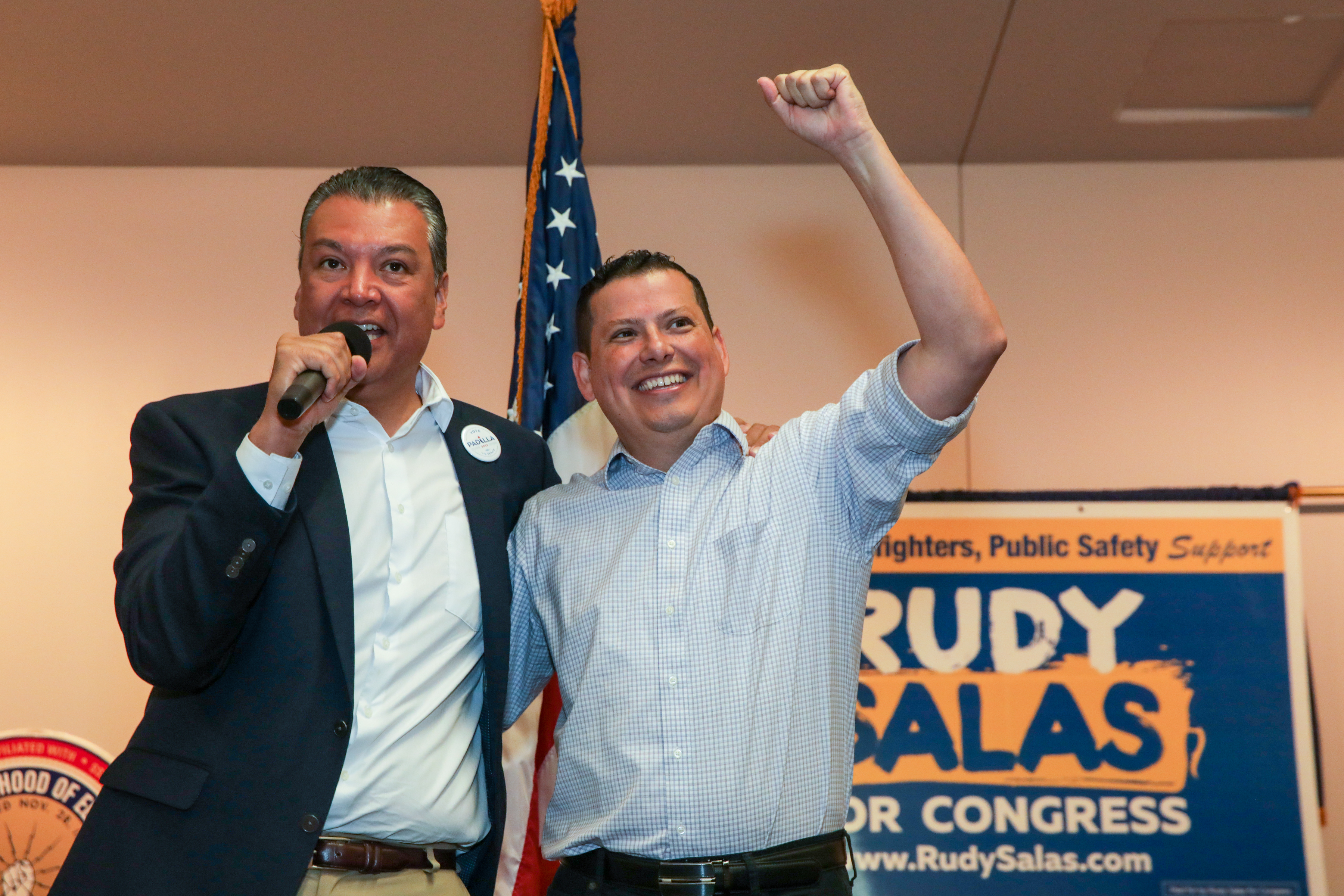 Sen. Alex Padilla is campaigning hard — just not for himself - Vimarsana News