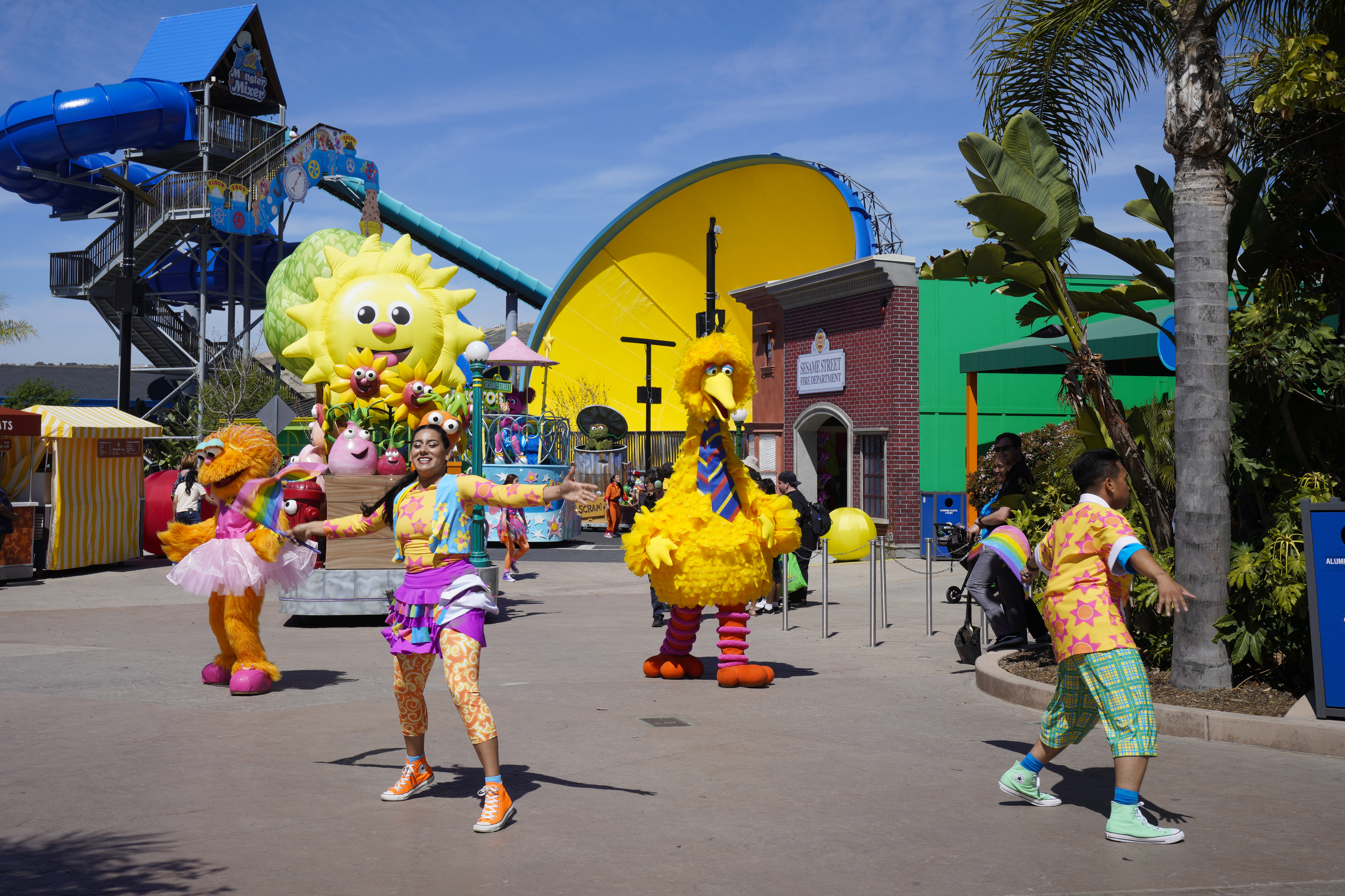 Big Bird and Elmo call San Diego home as Sesame Place opens this weekend - Vimarsana News
