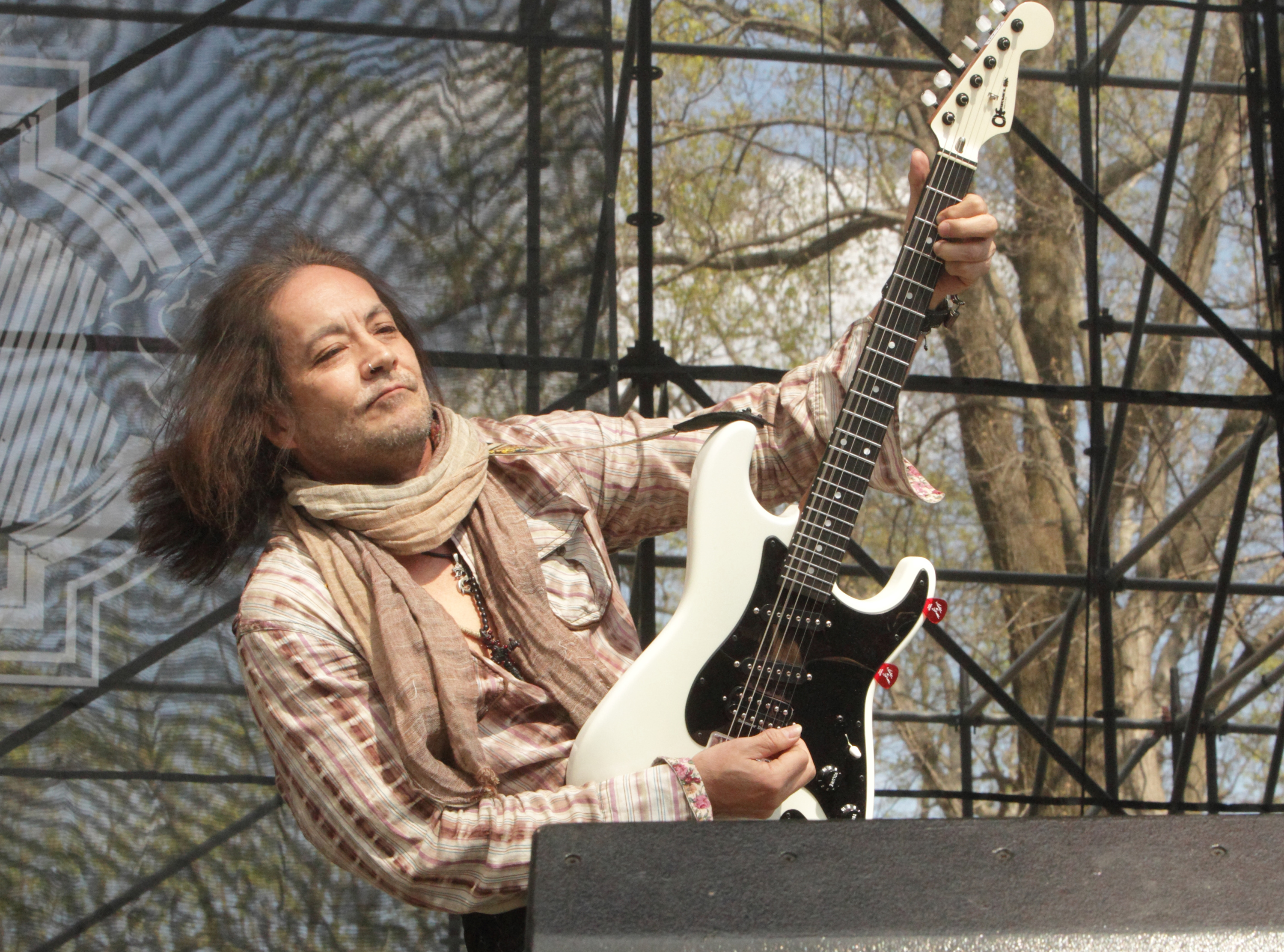 Rocker Jake E. Lee shot multiple times in Las Vegas, expected to fully recover, rep says