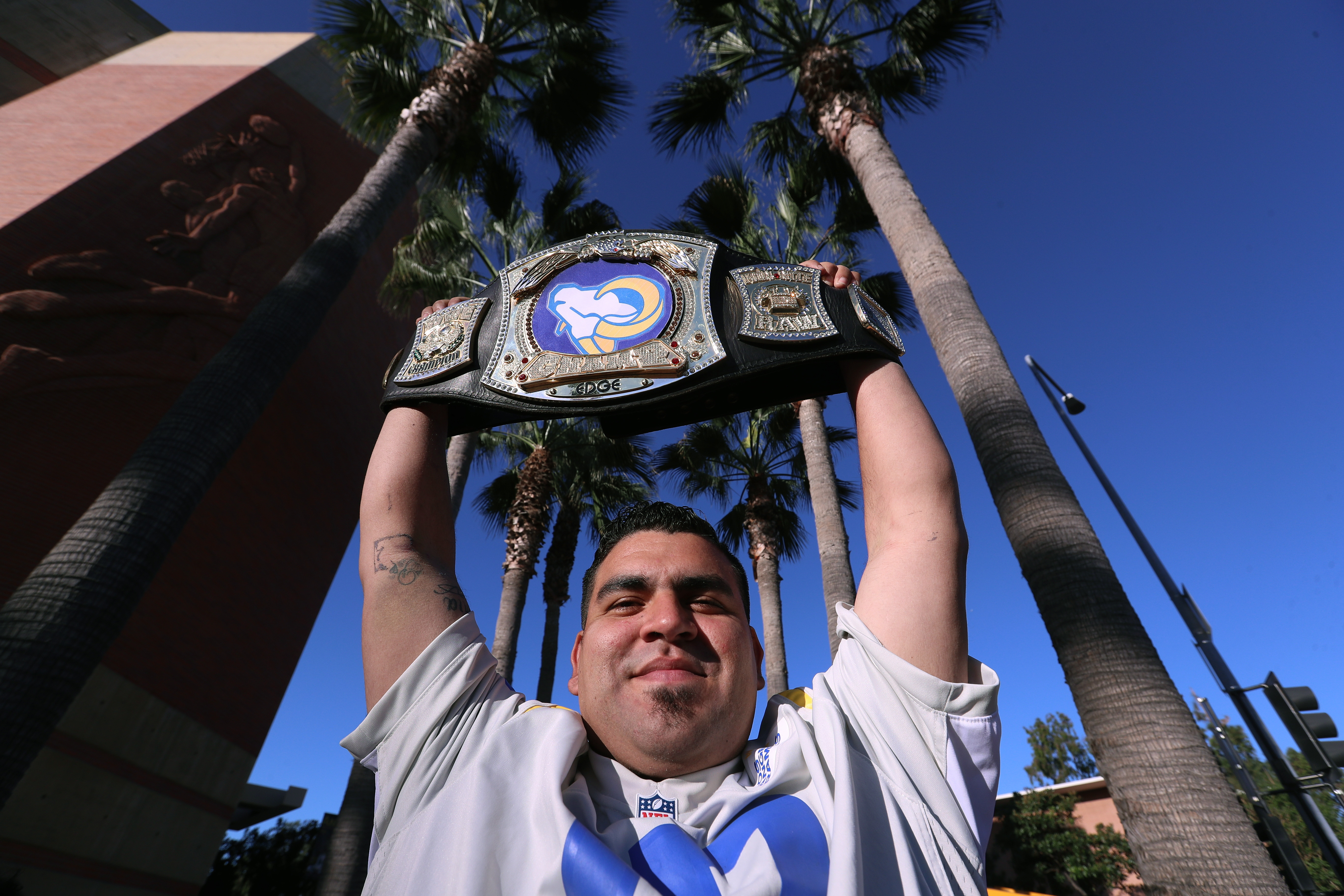 A block party erupts at Rams Super Bowl parade - Los Angeles Times - Vimarsana News