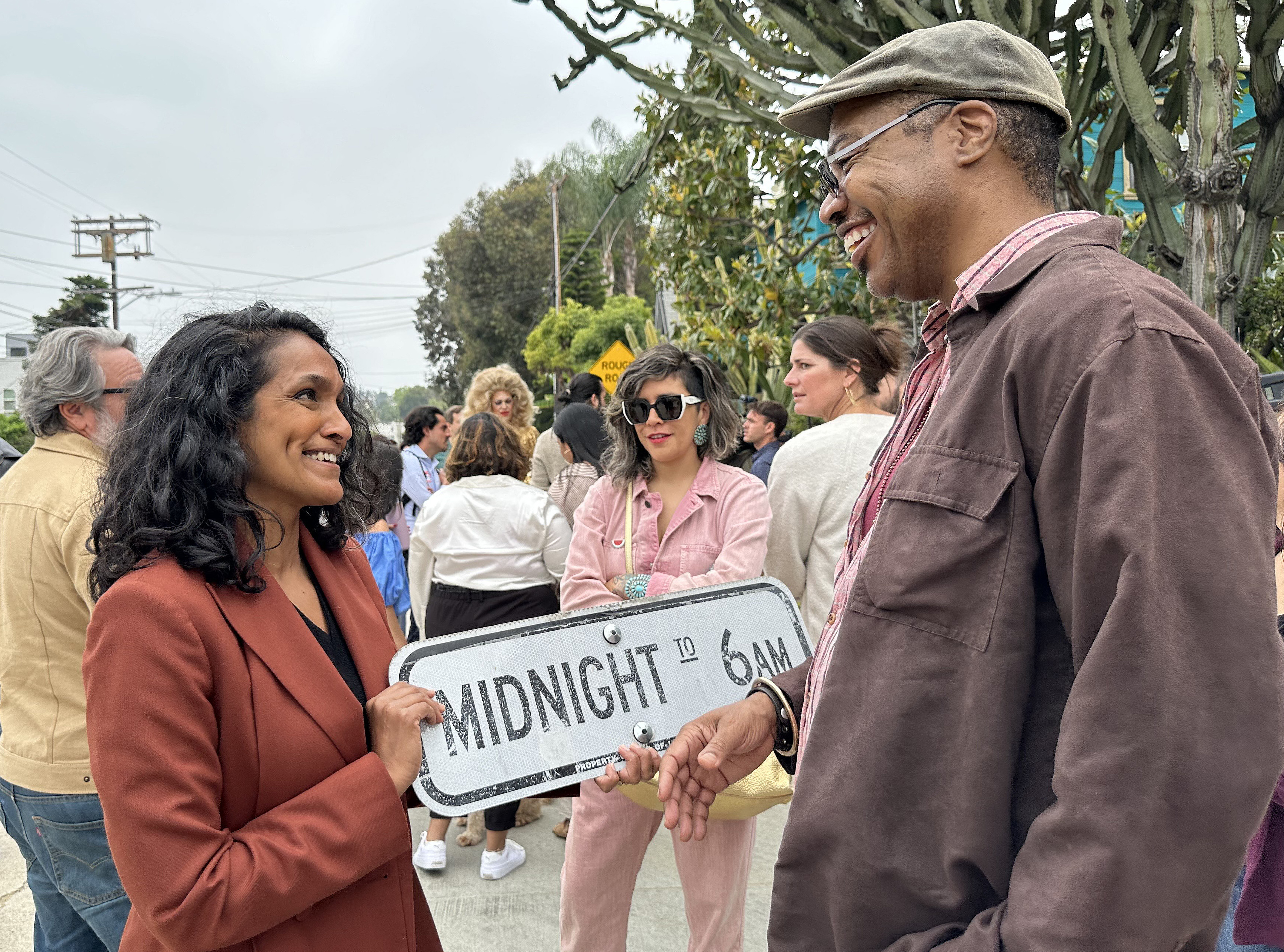 'No U-Turn' signs removed as symbols of Silver Lake's intolerant past - Vimarsana News