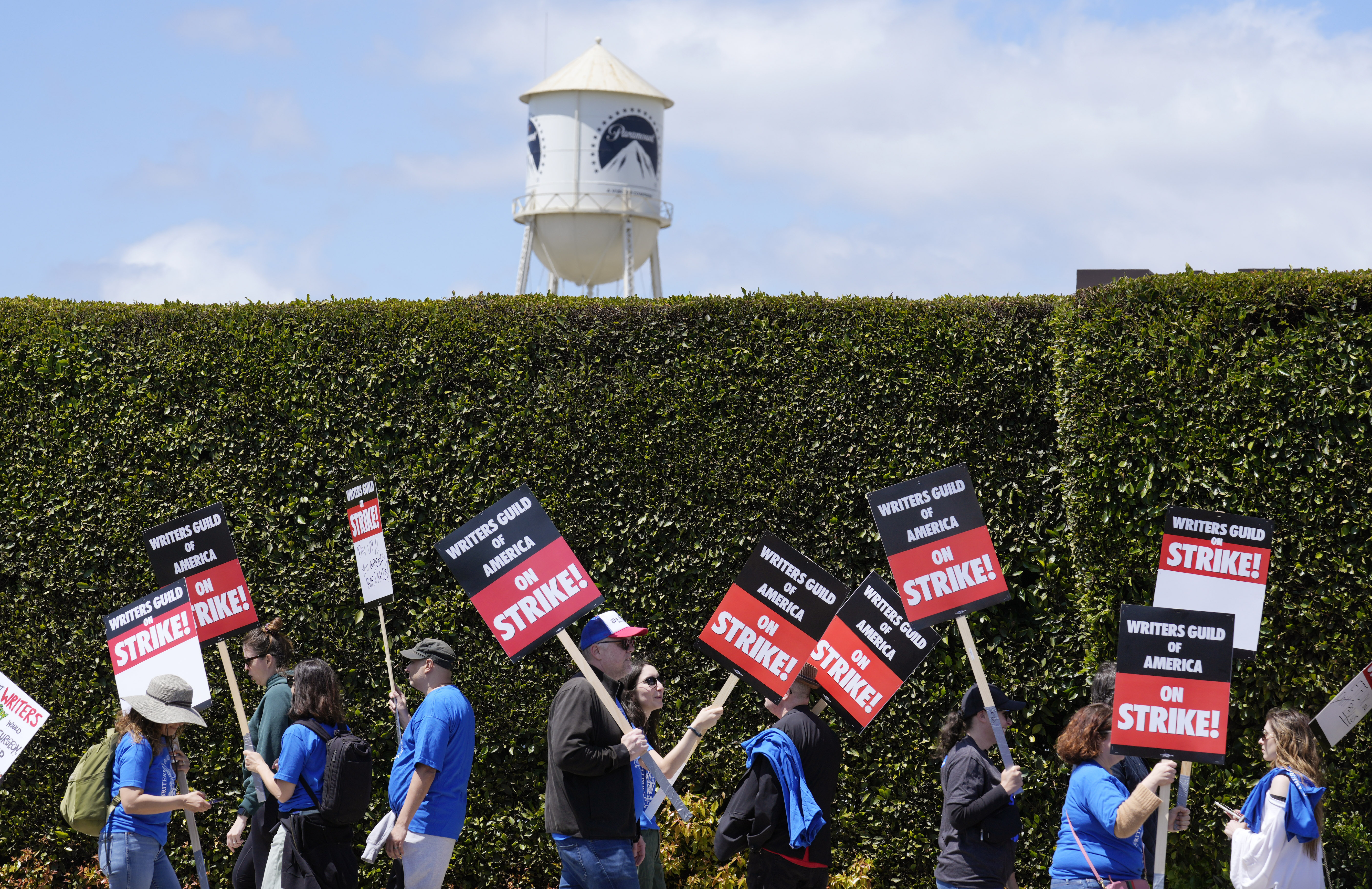 Opinion: Actors and writers celebrated last year's labor victory. Now the cheering seems premature