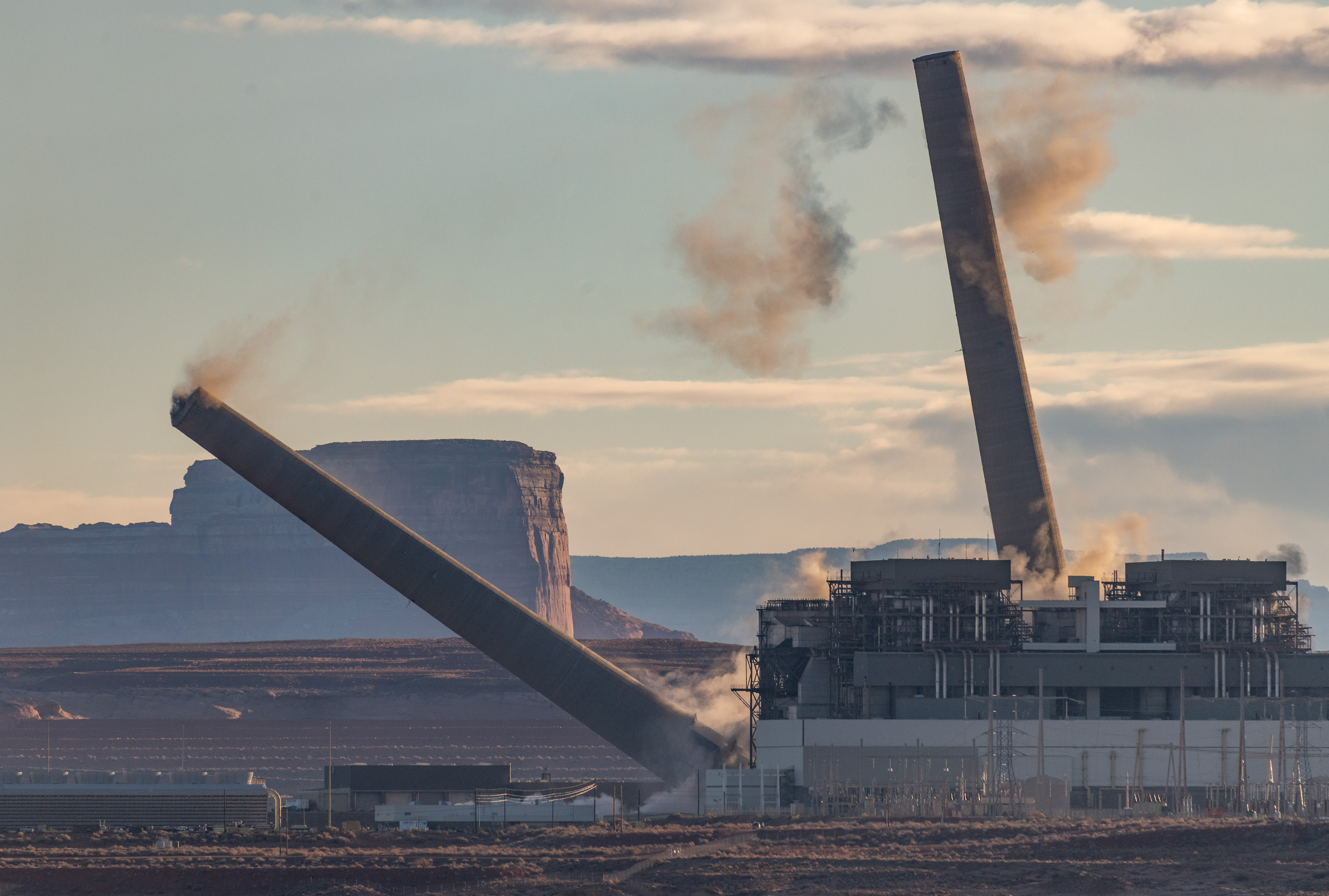 The coal industry comes tumbling down in the American West - Vimarsana News