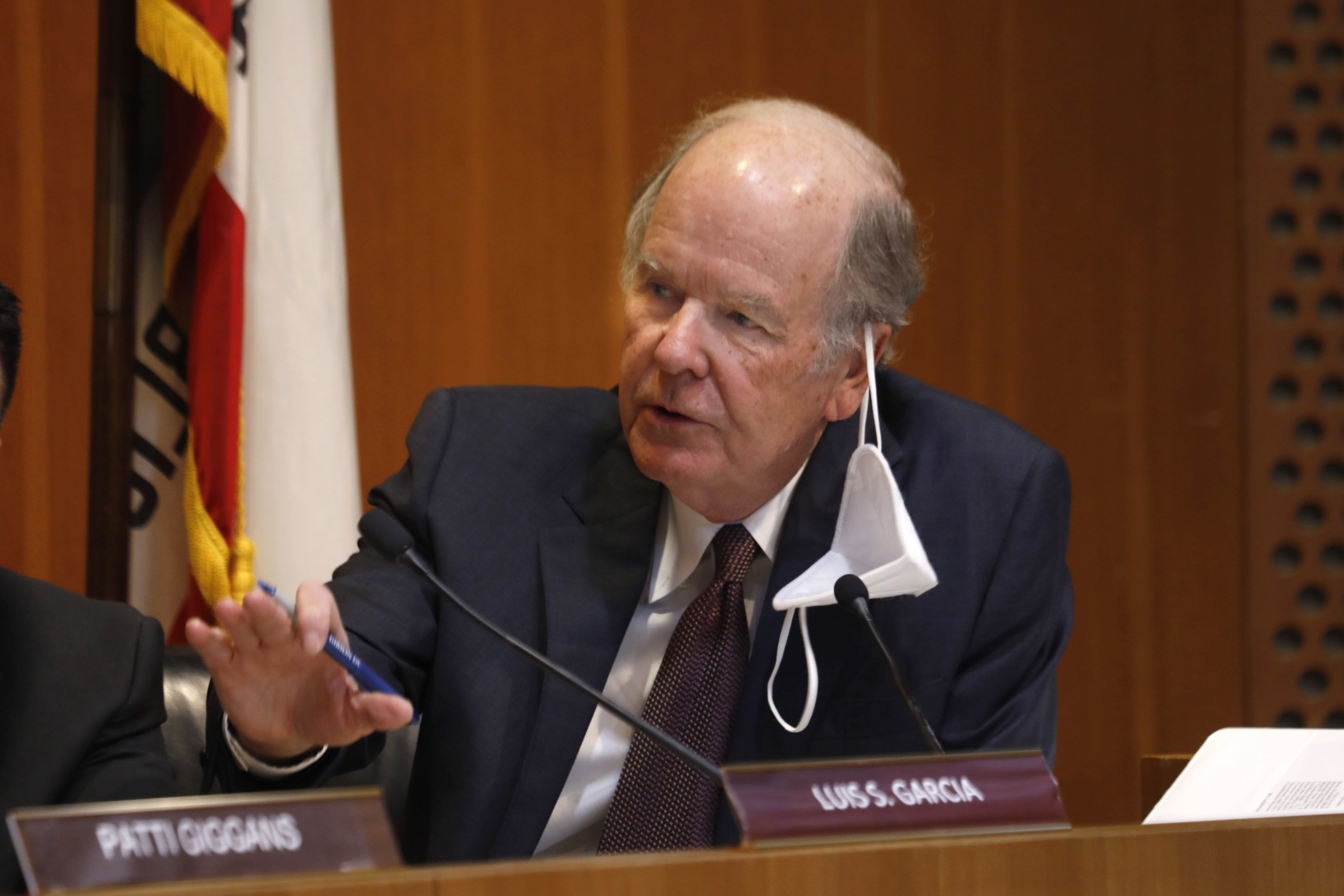Civilian oversight commission calls for sheriff to outlaw deputy gangs, ban their rituals - Vimarsana News