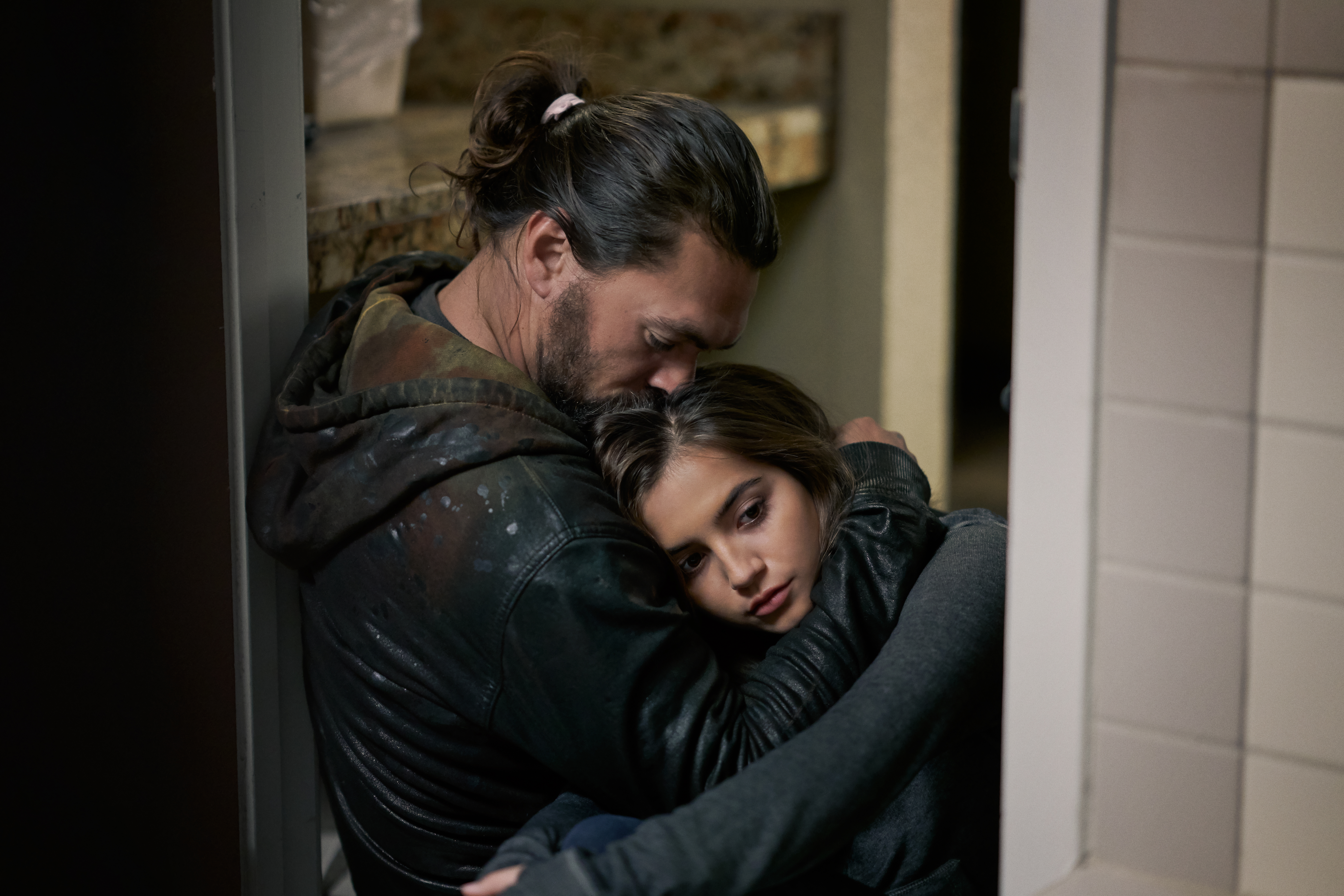 'Sweet Girl' review: Jason Momoa slugs it out with Big Pharma - Vimarsana News