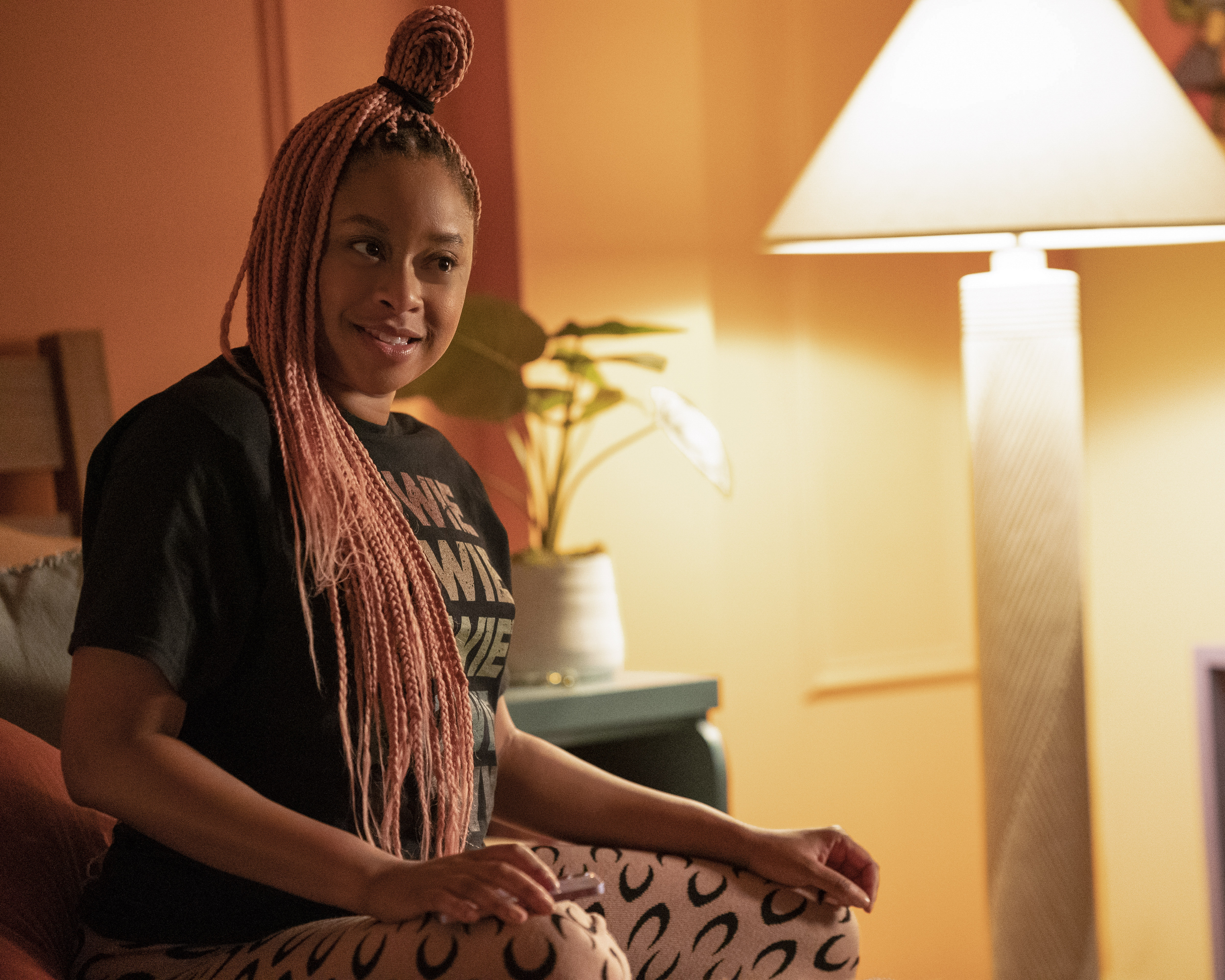 'Everything's Trash': Phoebe Robinson comedy has potential - Vimarsana News