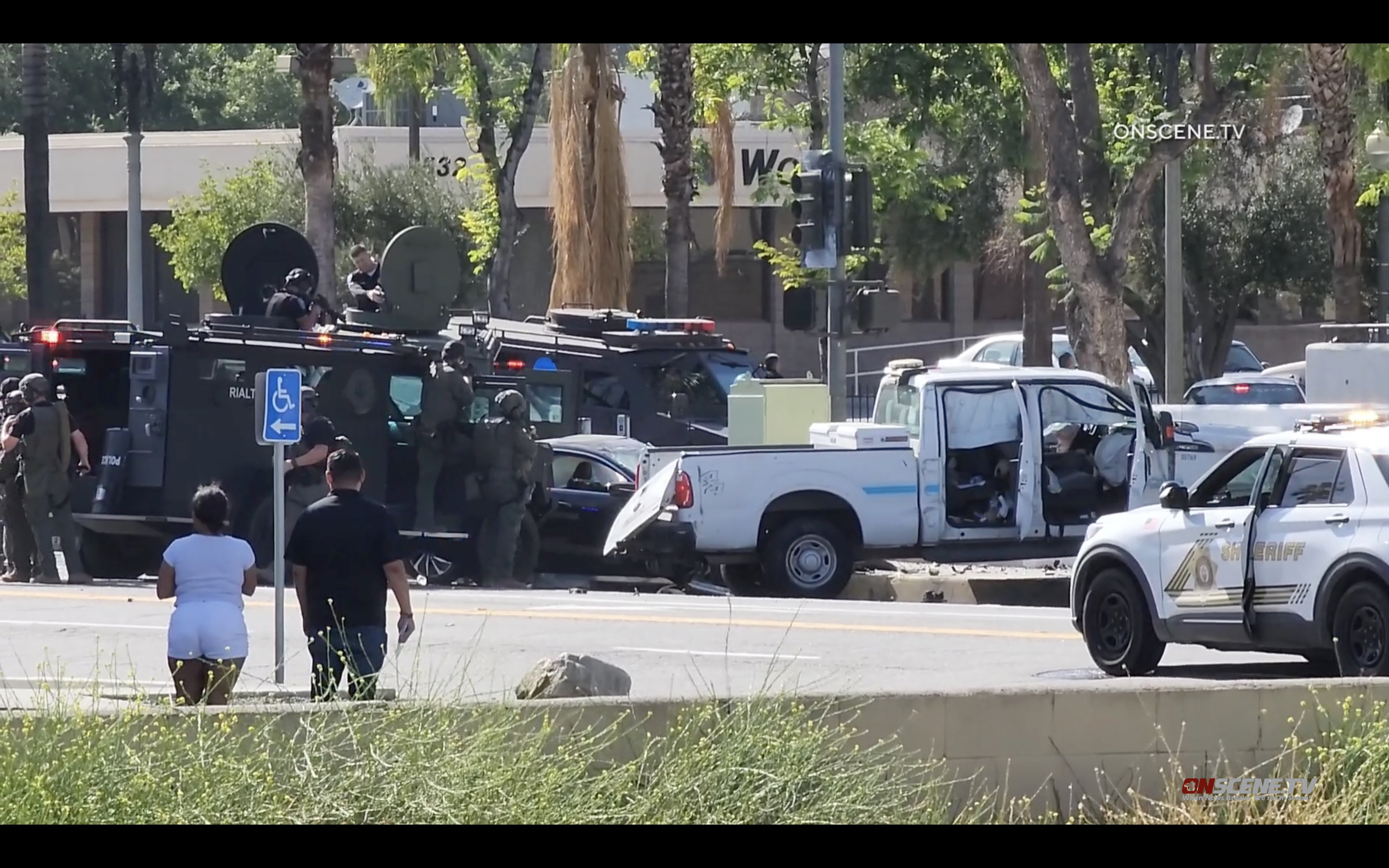 Bank robbery suspect fatally shot by authorities in San Bernardino - Vimarsana News