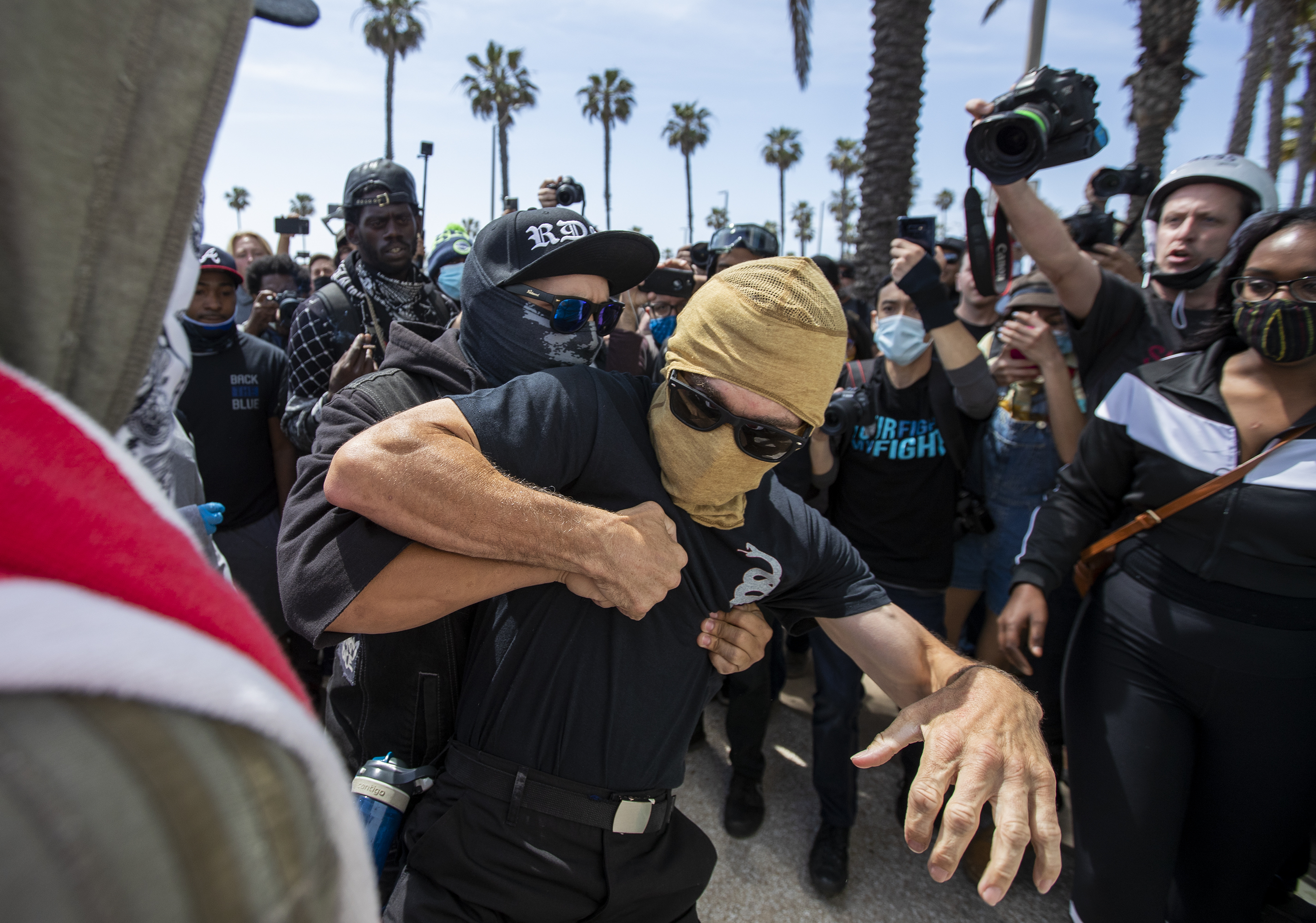 Huntington Beach exhales after 'White Lives Matter' rally fizzles out - Vimarsana News