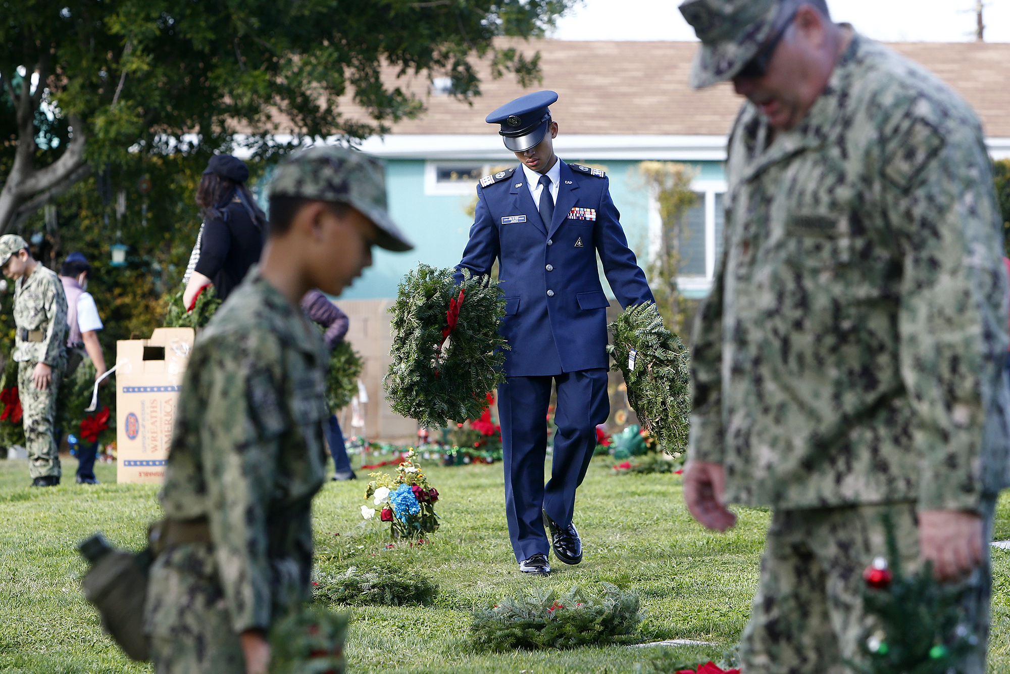 Wreath-laying ceremony in Brea is part of a growing effort to remember veterans during the holidays - Vimarsana News