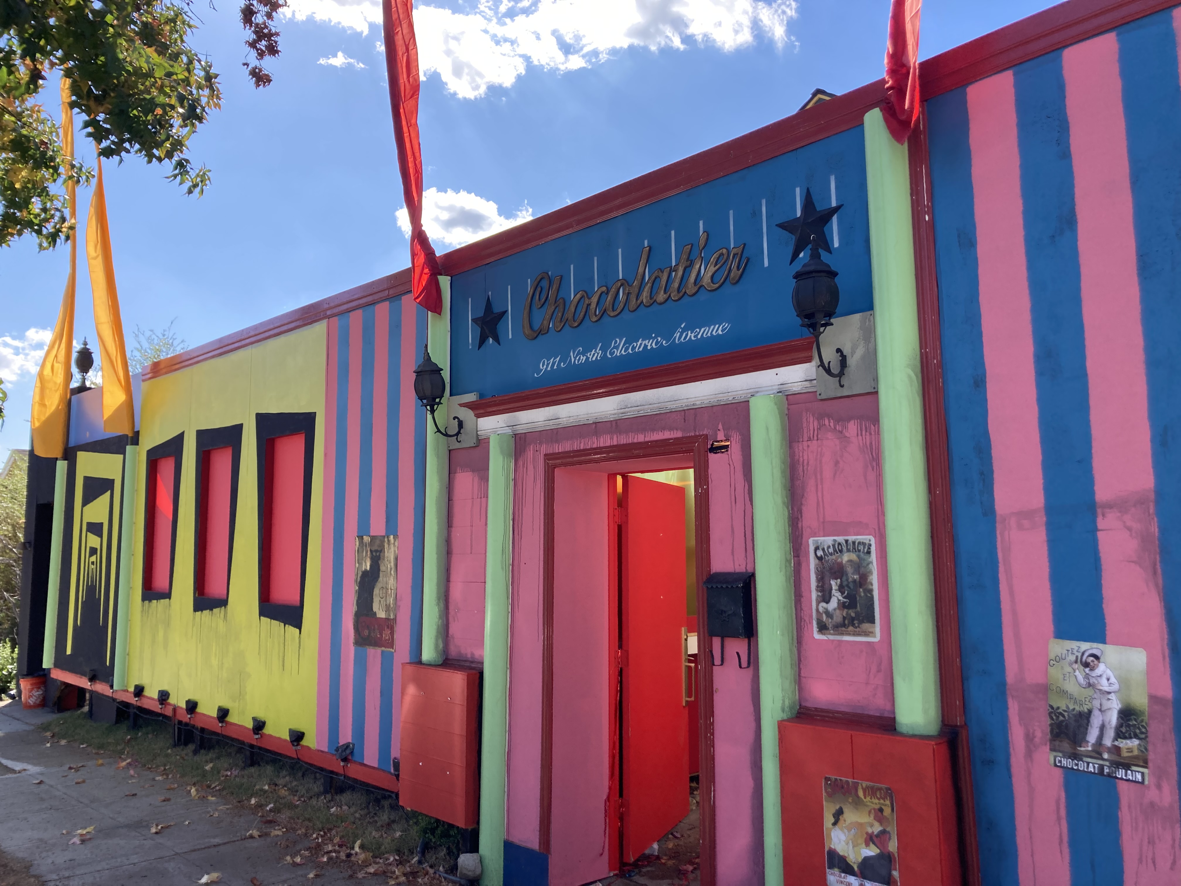 1,000 trick-or-treaters? Just a normal Halloween in Alhambra - Vimarsana News