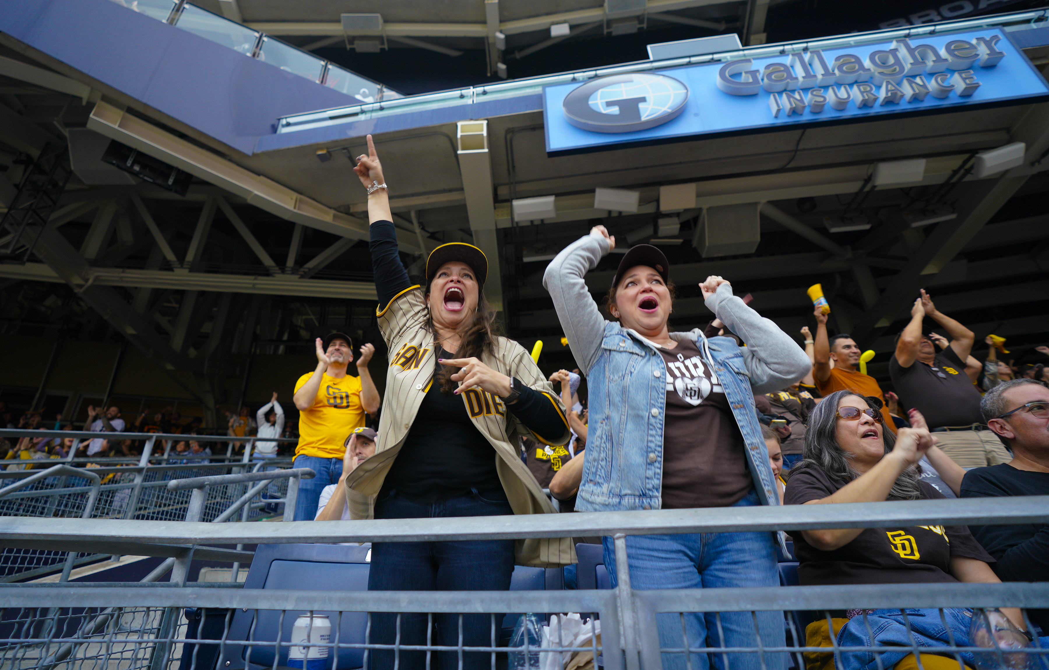 Families cheer on Padres at Petco Park for Game 4 - Vimarsana News