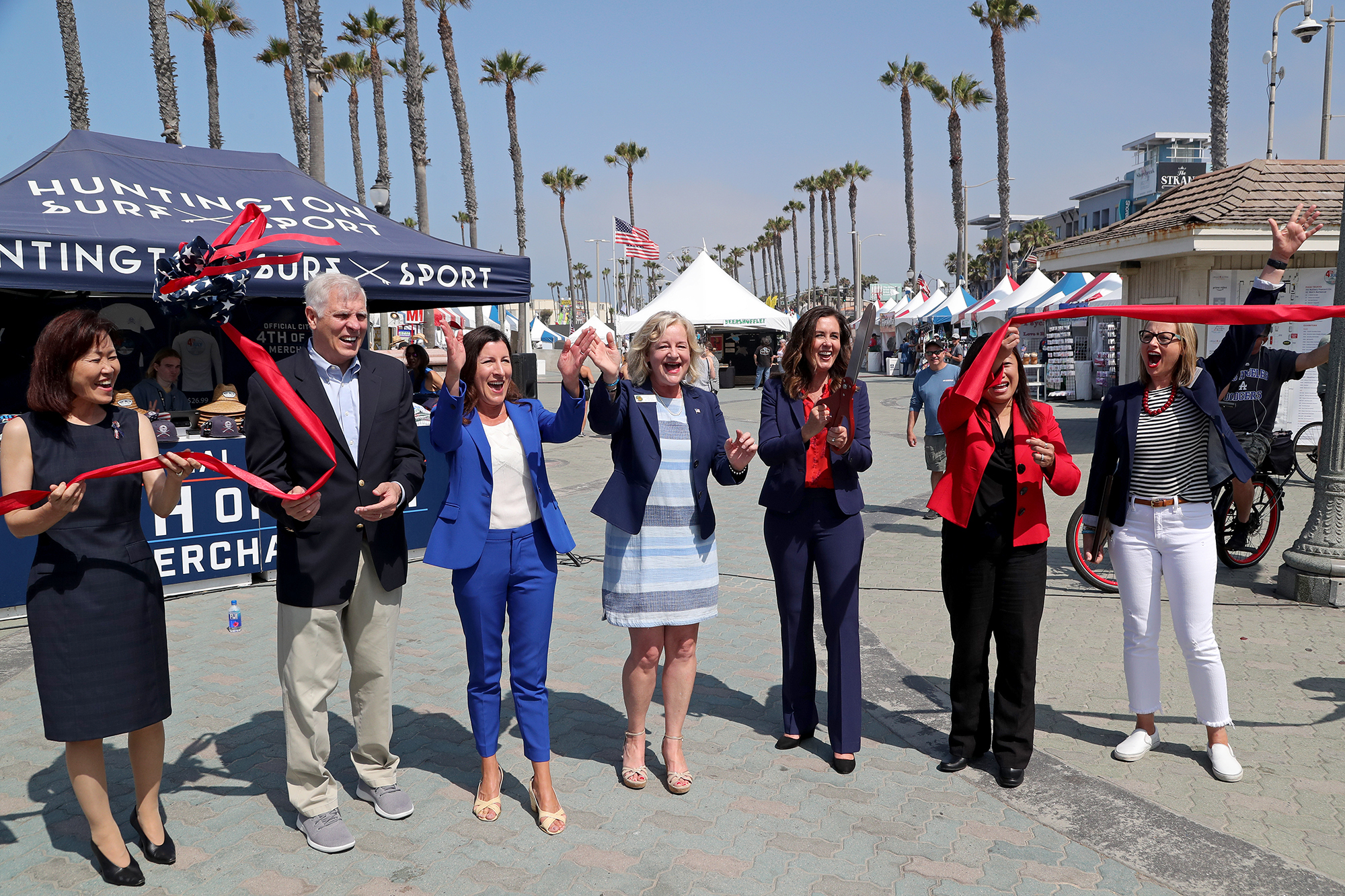 Fourth of July festival kicks off in Huntington Beach - Vimarsana News