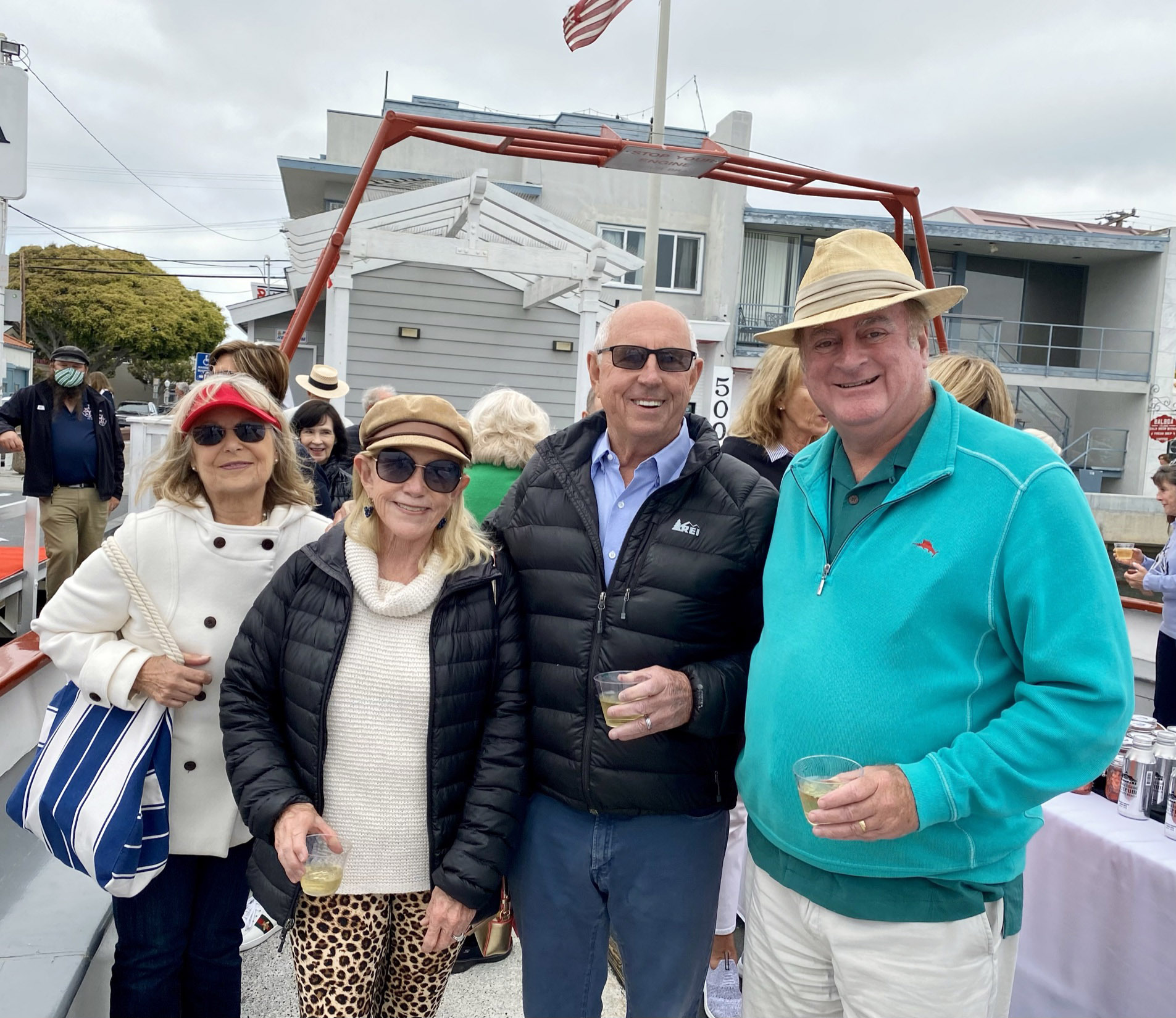 The Crowd: Balboa Island Museum supporters take ferry cruise around Newport Harbor - Vimarsana News