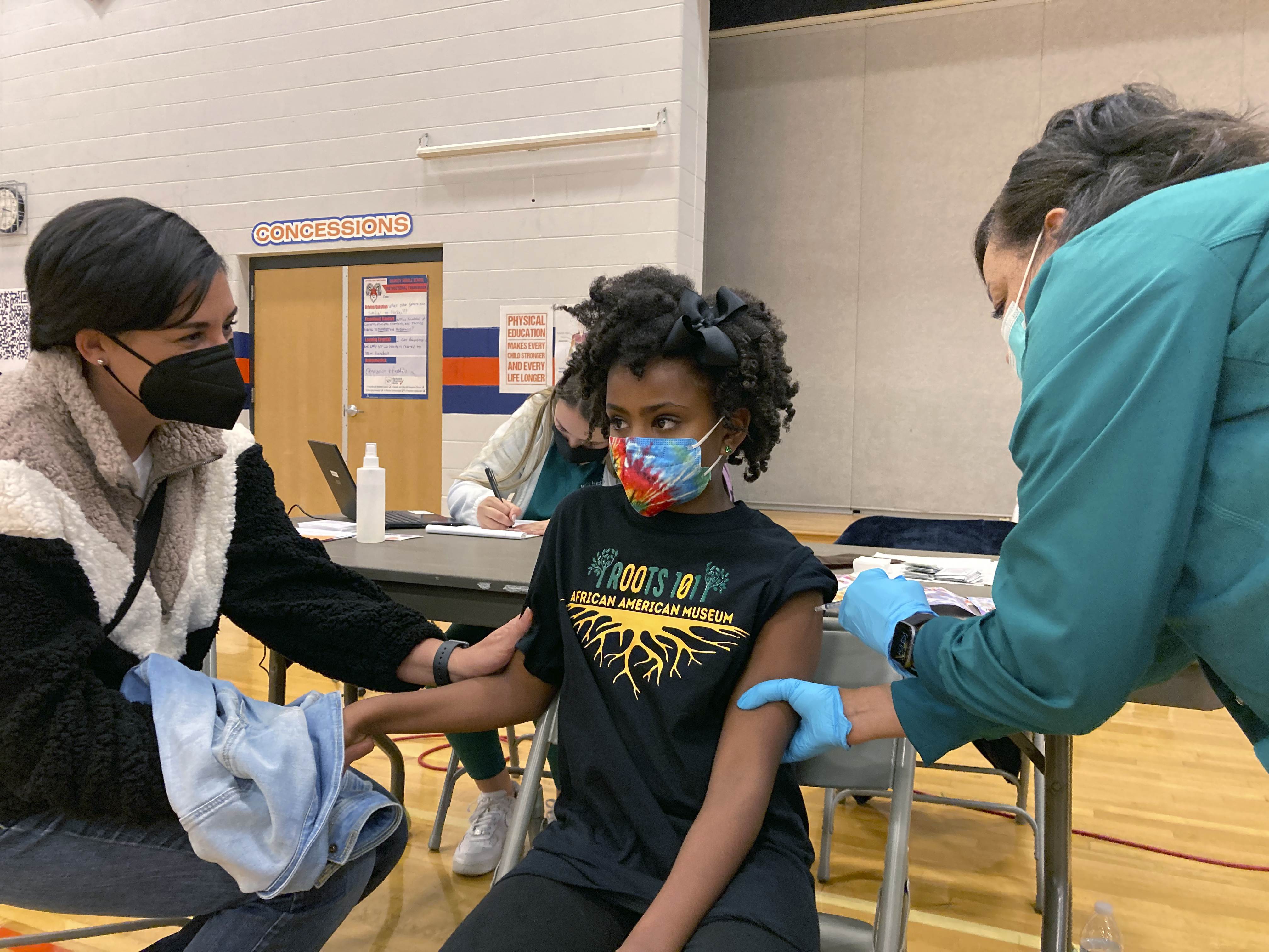 COVID vaccines at the Thanksgiving table, but cases climb - Vimarsana News
