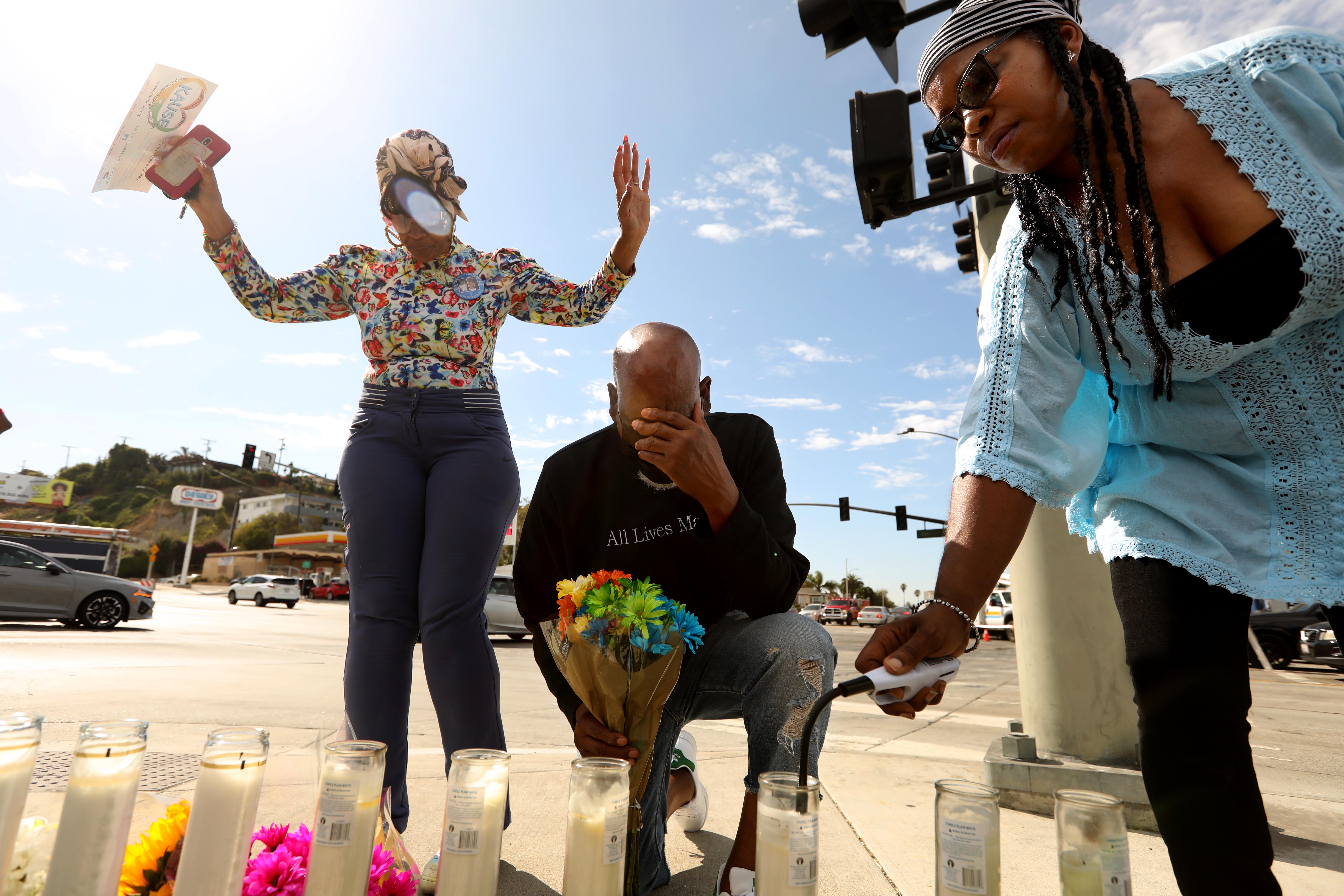 Photos: Prayers, memorial for five killed in fiery multi-car crash in Windsor Hills - Vimarsana News