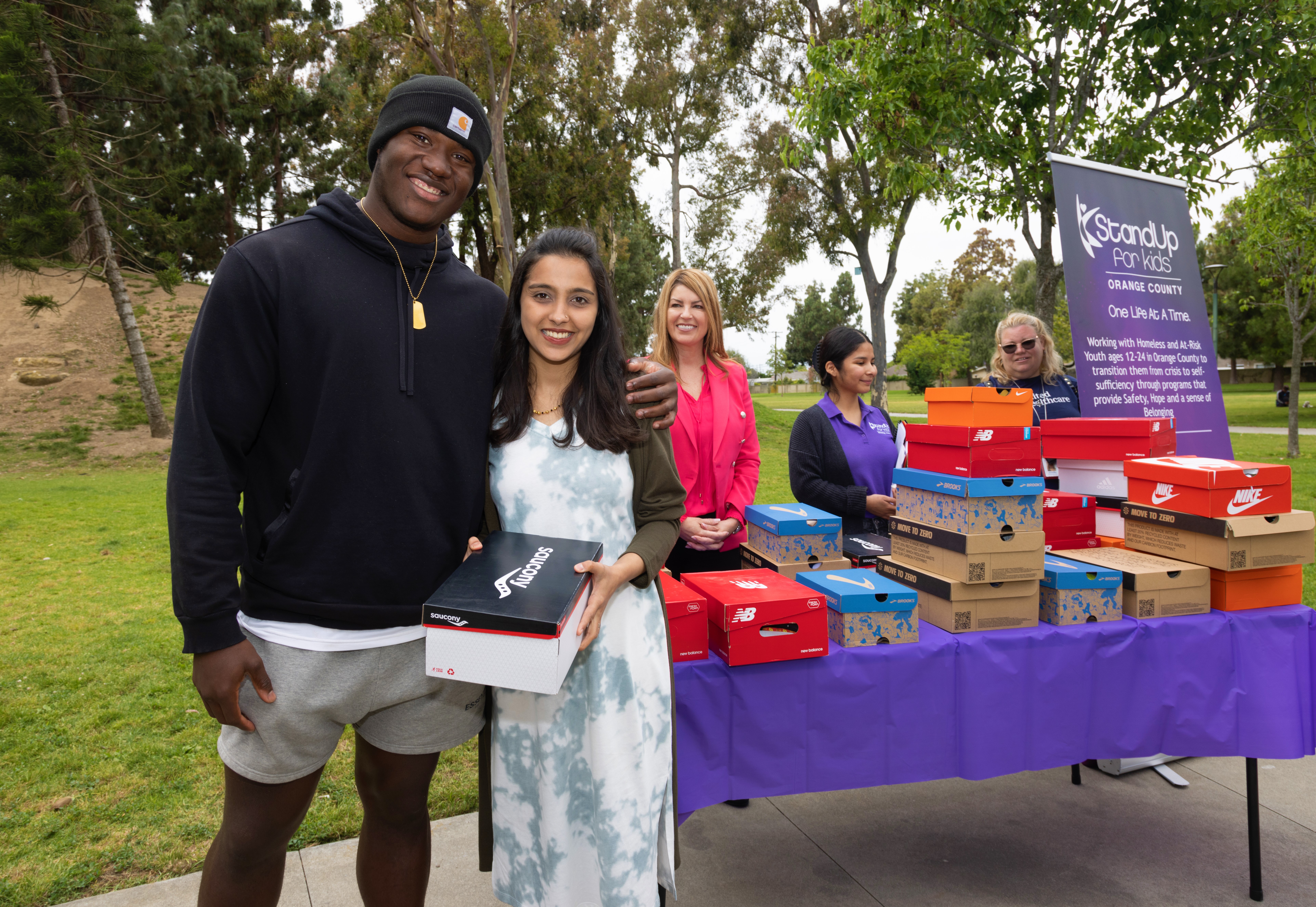 Local nonprofit teams with donor, L.A. Chargers player to give shoes to 100 at-risk youth - Vimarsana News