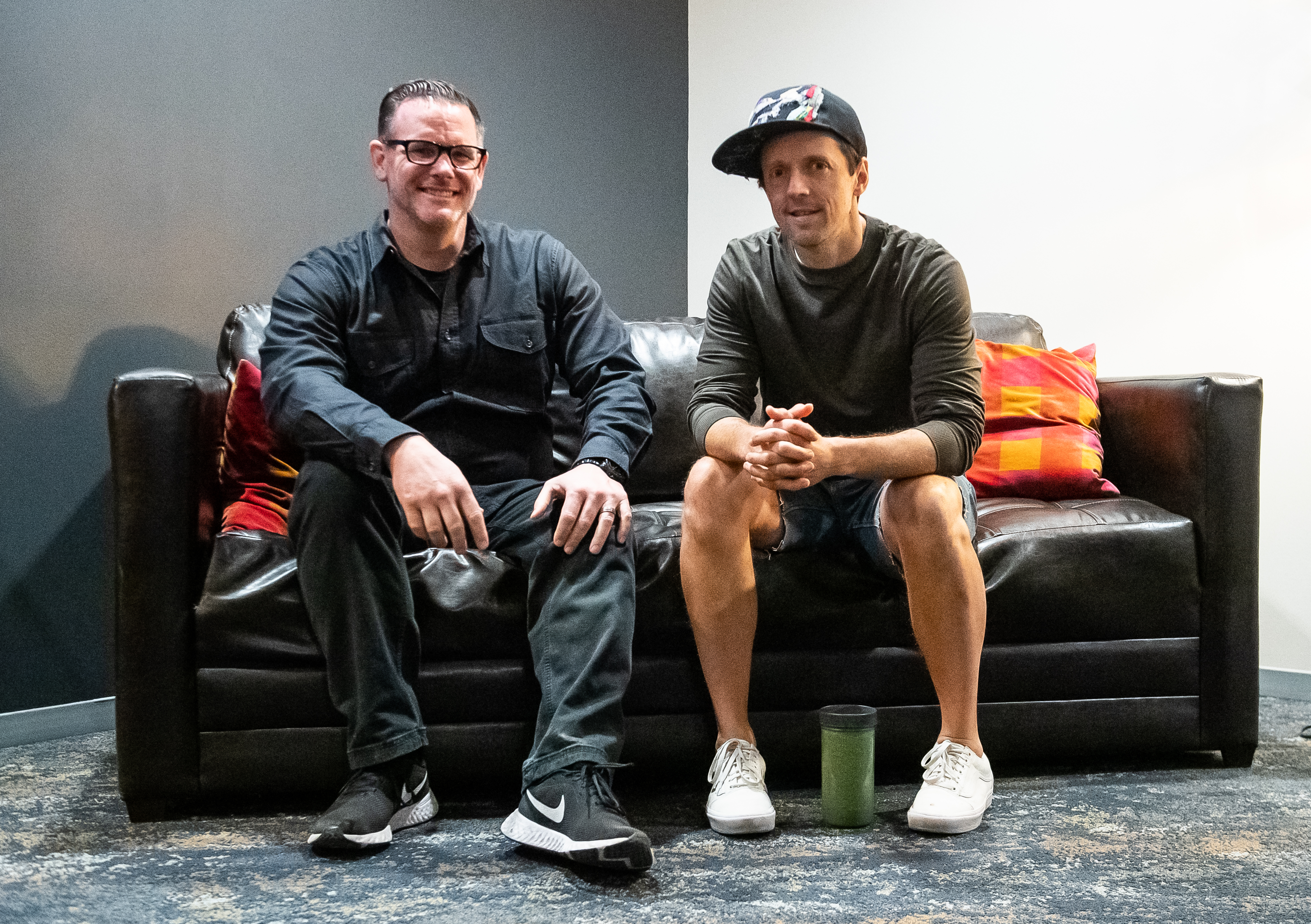 Eric Clapton and Jason Mraz share the same tour manager, Matt Swanson, who is their former tour accountant - Vimarsana News