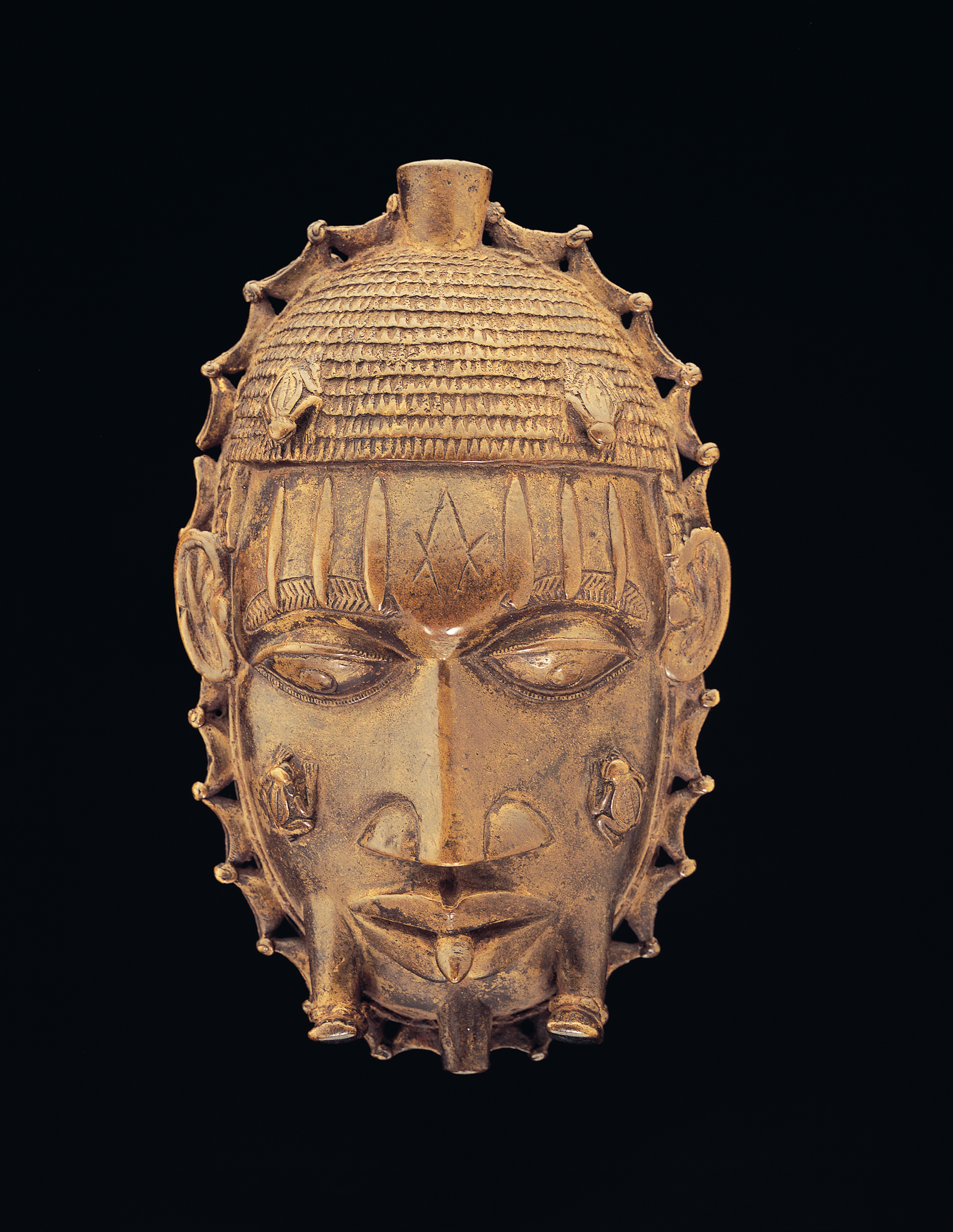 LACMA, Fowler feel pressure to return looted Benin bronzes - Vimarsana News