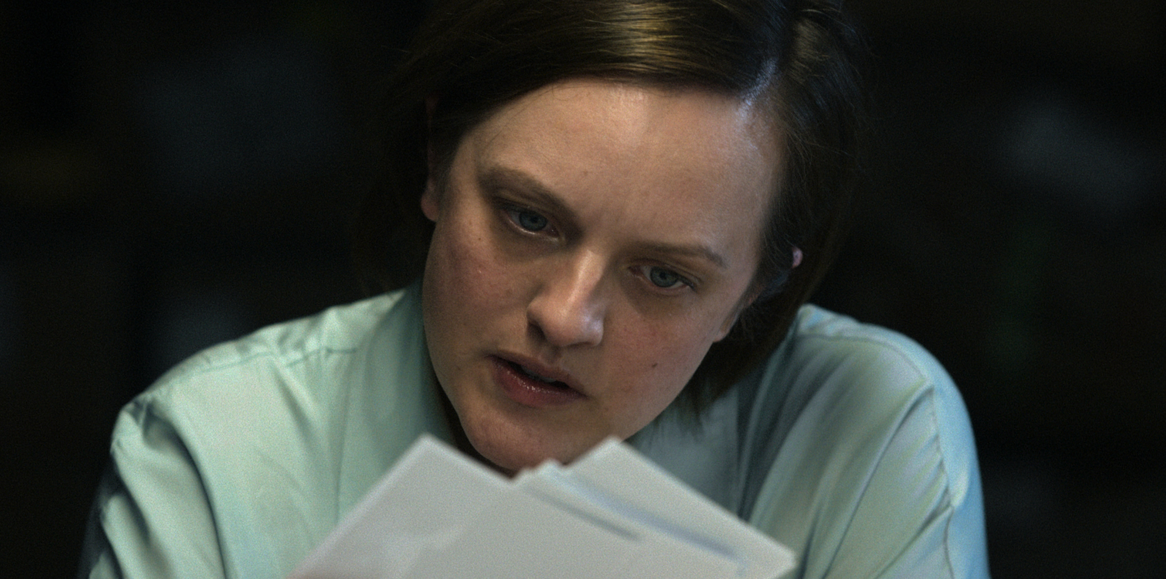 Elisabeth Moss elevates 'Shining Girls' on Apple TV - Vimarsana News