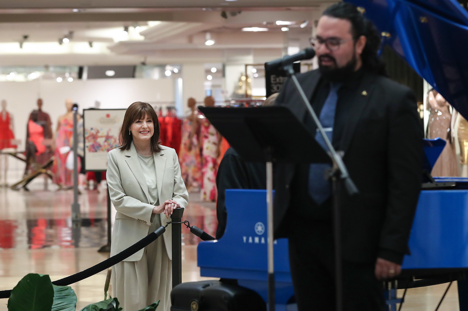 South Coast Plaza installation offers 'Music of Hope' to honor cancer survivors - Vimarsana News