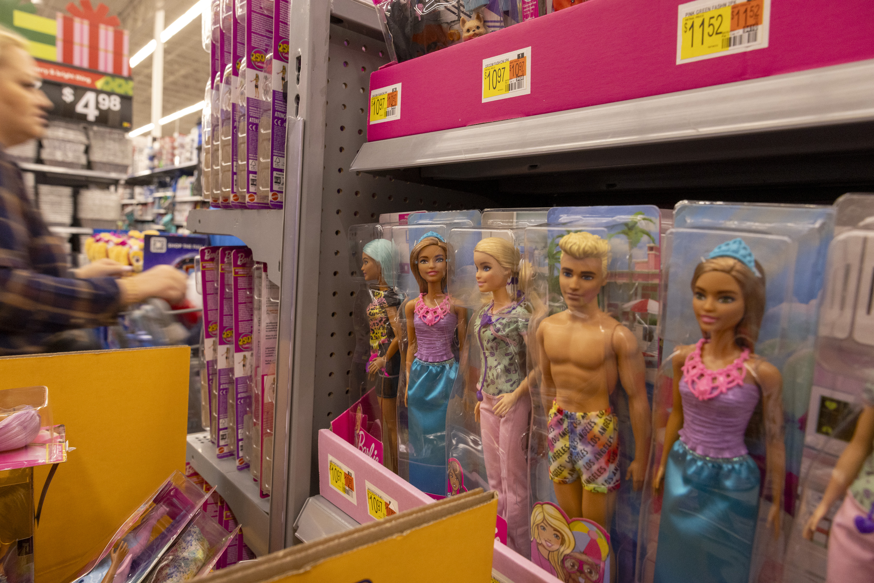 Despite 'Barbie' success, Mattel faces activist investor pressure - Vimarsana News
