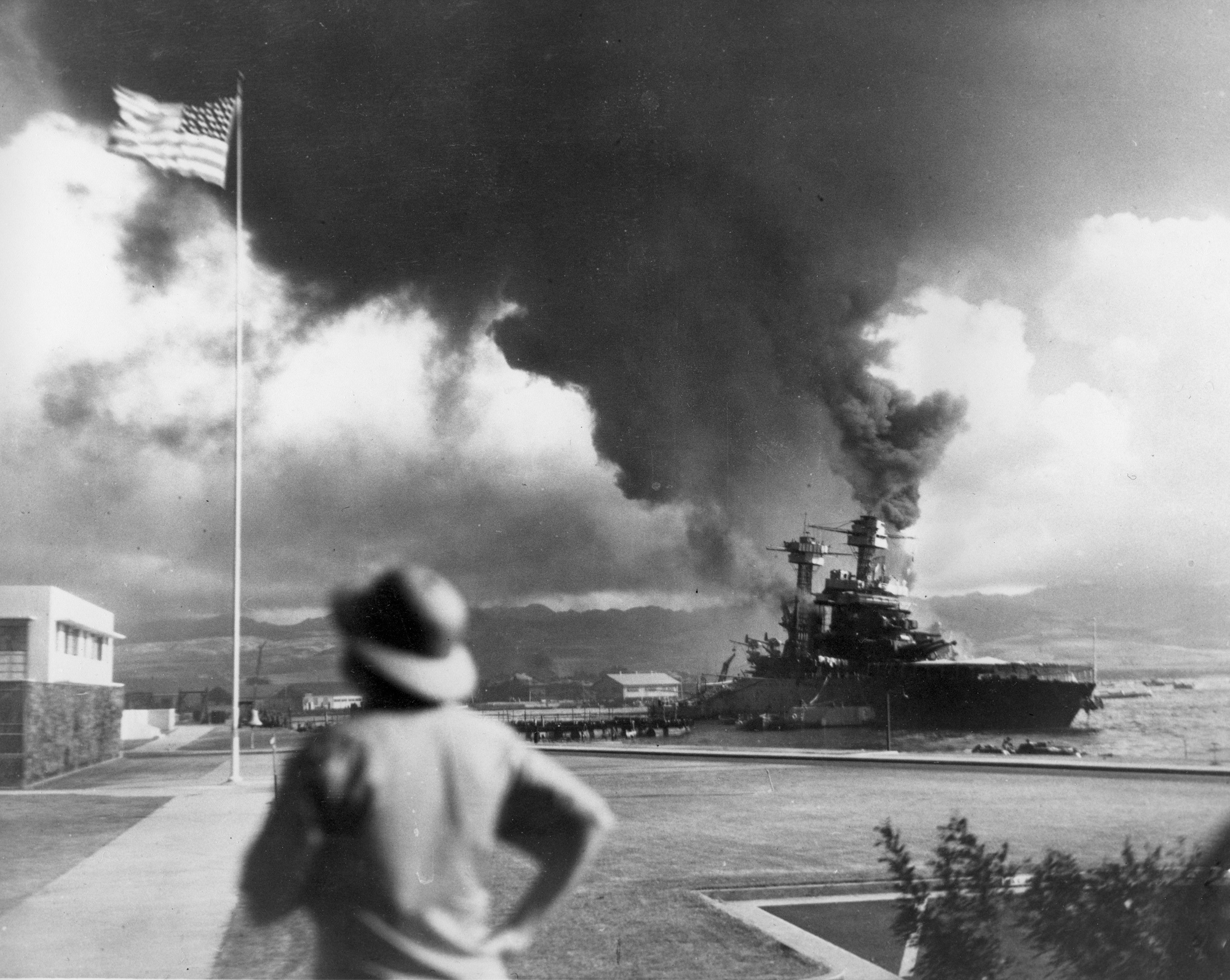 101-year-old returns to Pearl Harbor for attack anniversary - Vimarsana News