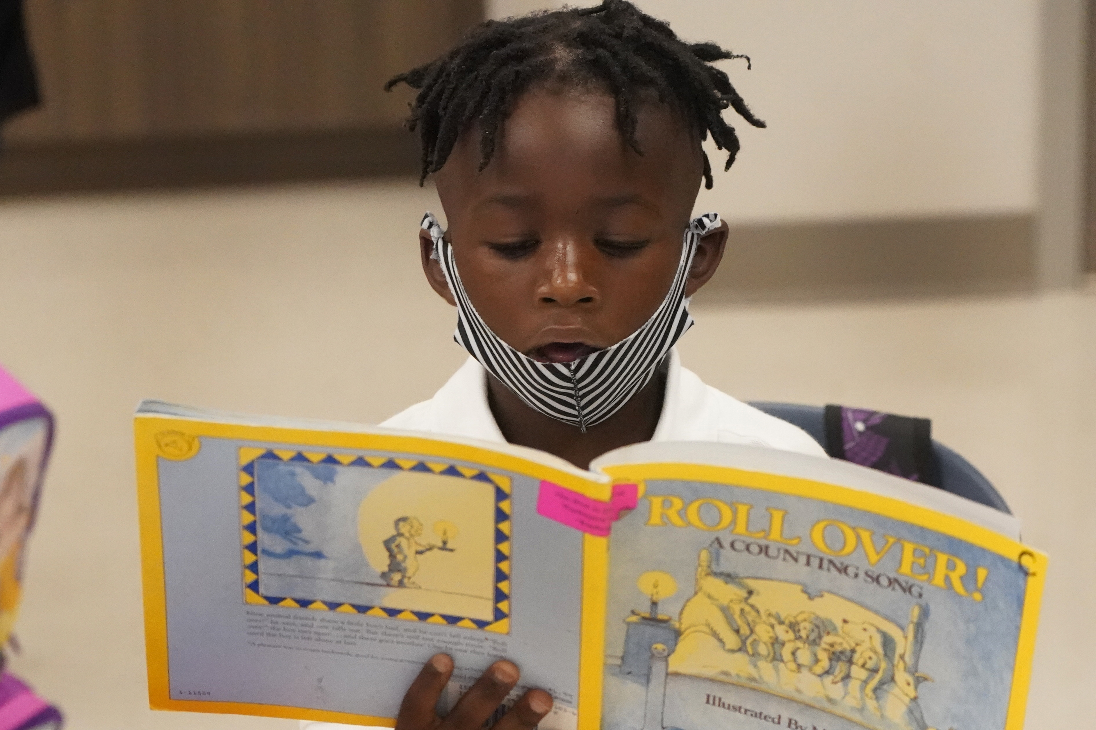 In Florida and Texas, mask orders turn schools into battlegrounds - Vimarsana News