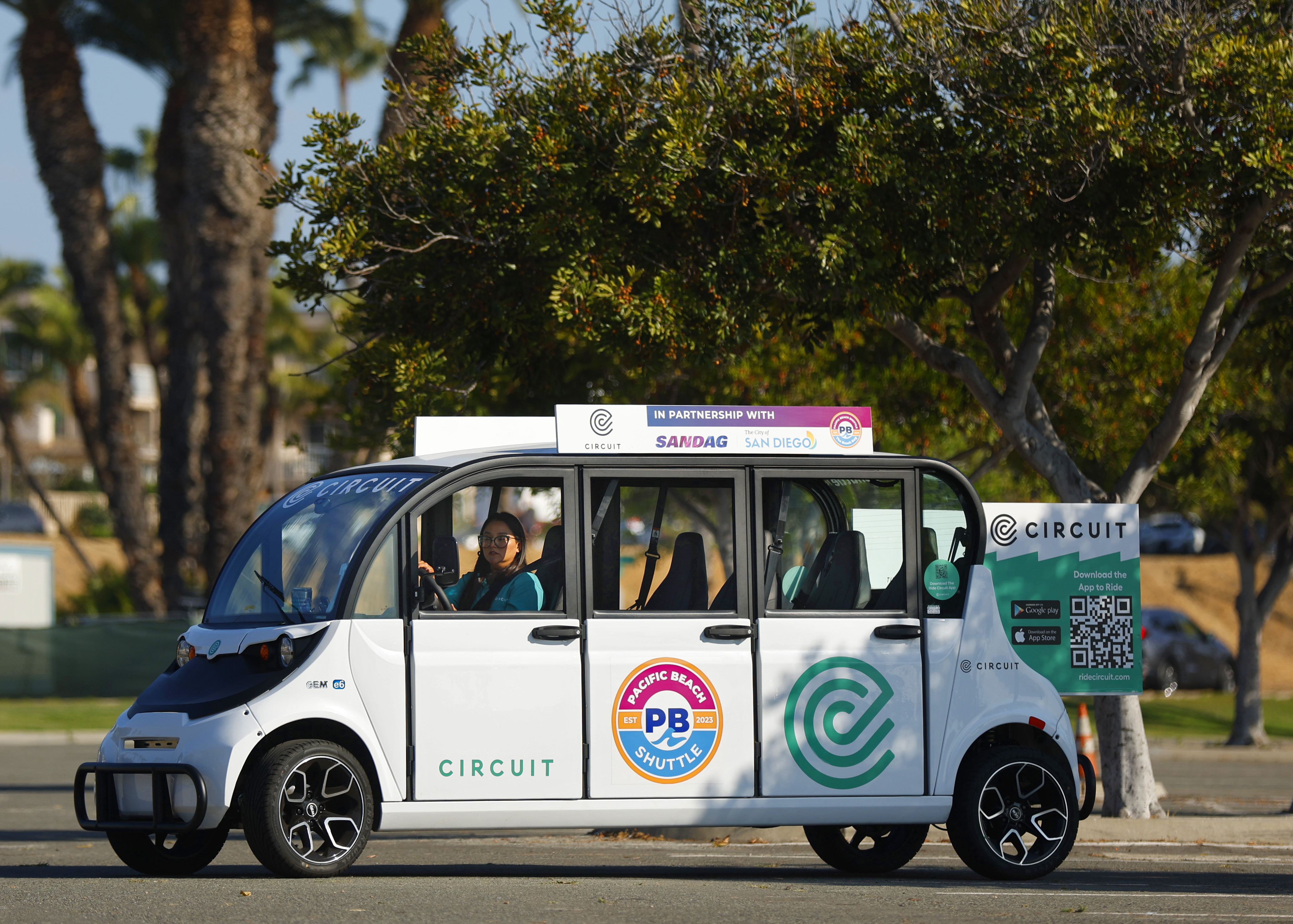 Beach Bug shuttle to serve Pacific Beach, Blue Line trolley - The San Diego Union-Tribune - Vimarsana News