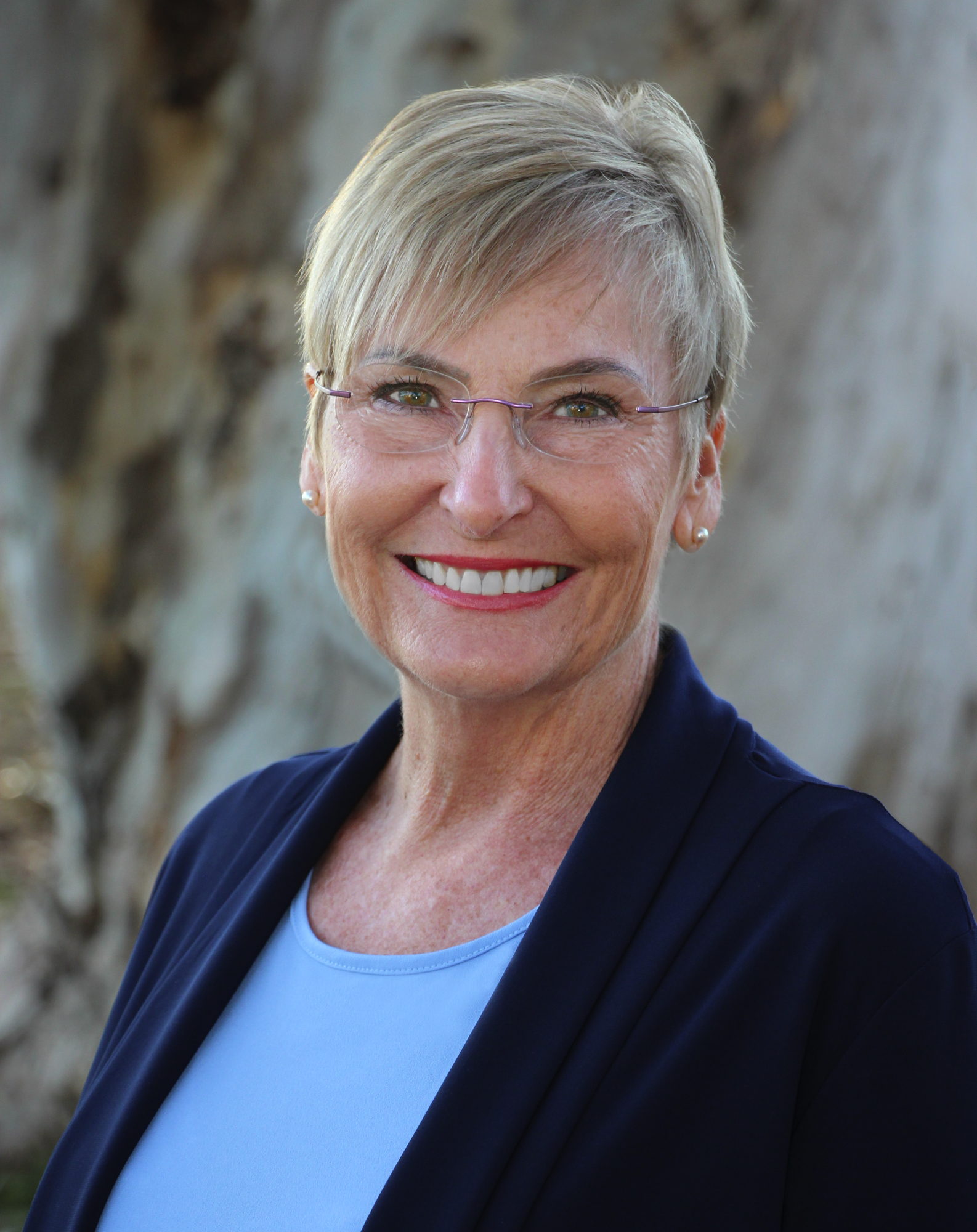 Former Encinitas councilwoman dies after battle with lung cancer - Vimarsana News