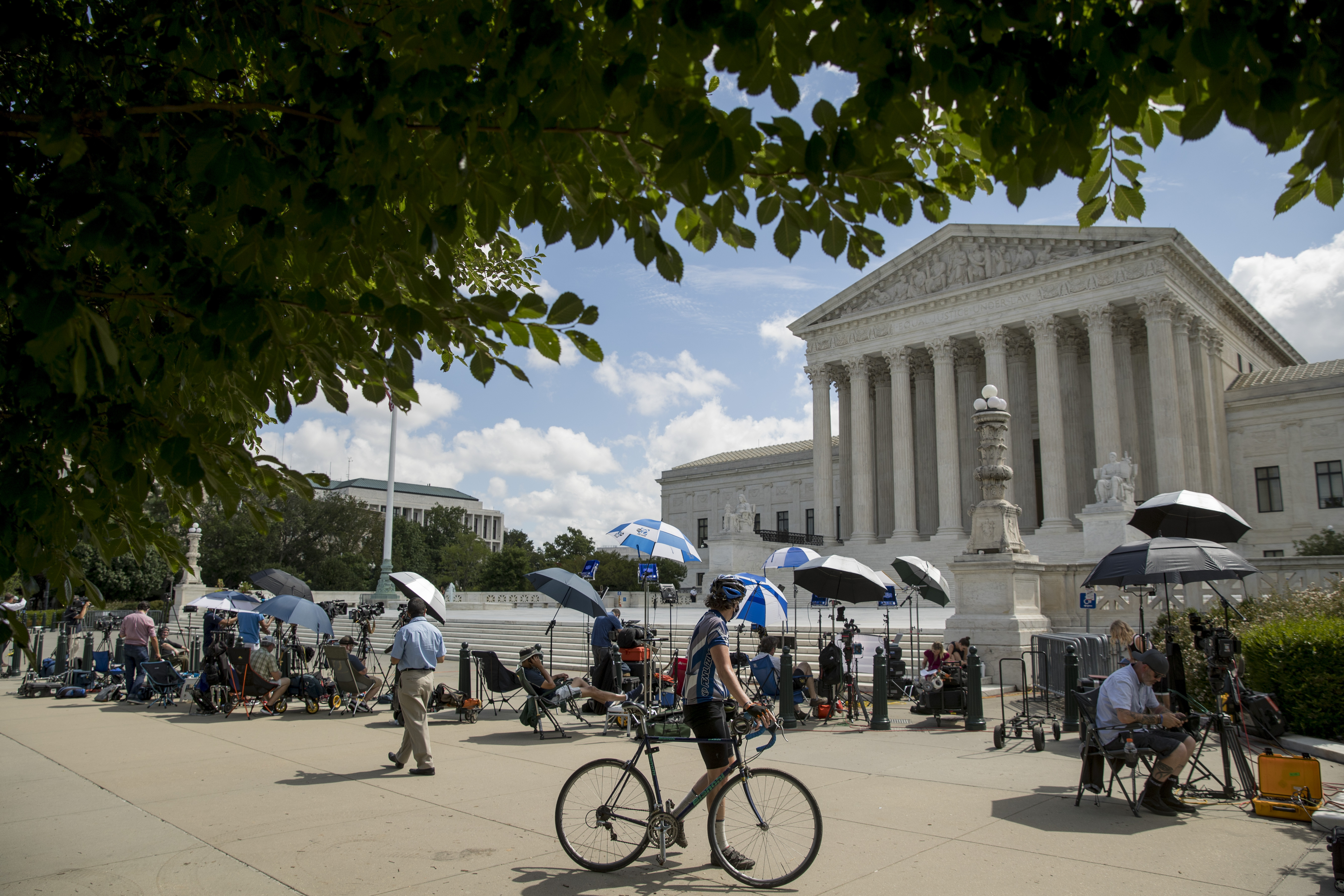 Student asks U.S. Supreme Court to intervene in her lawsuit against S.D. Unified COVID vaccination mandate - Vimarsana News